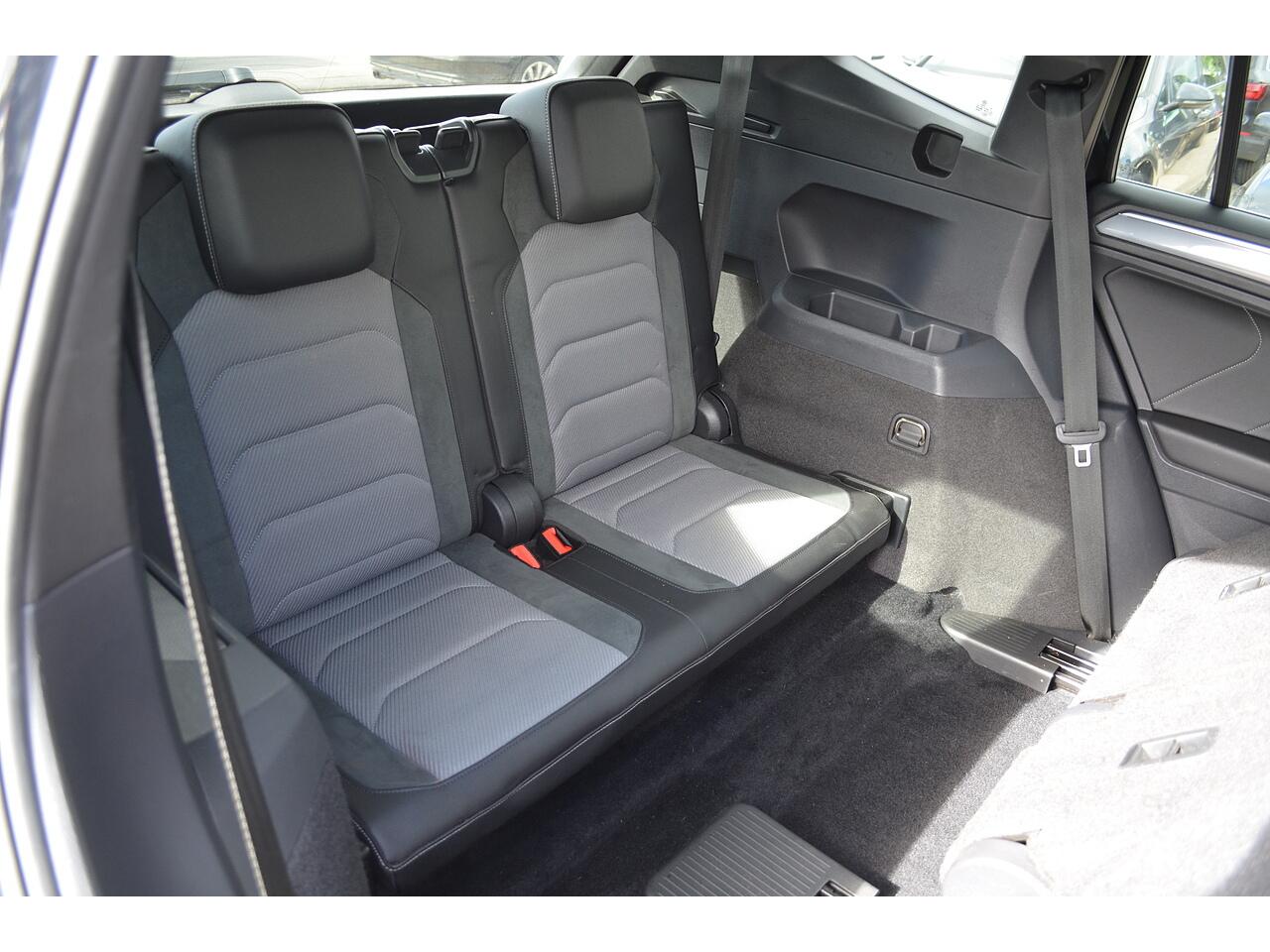 Volkswagen Tiguan Allspace view 36