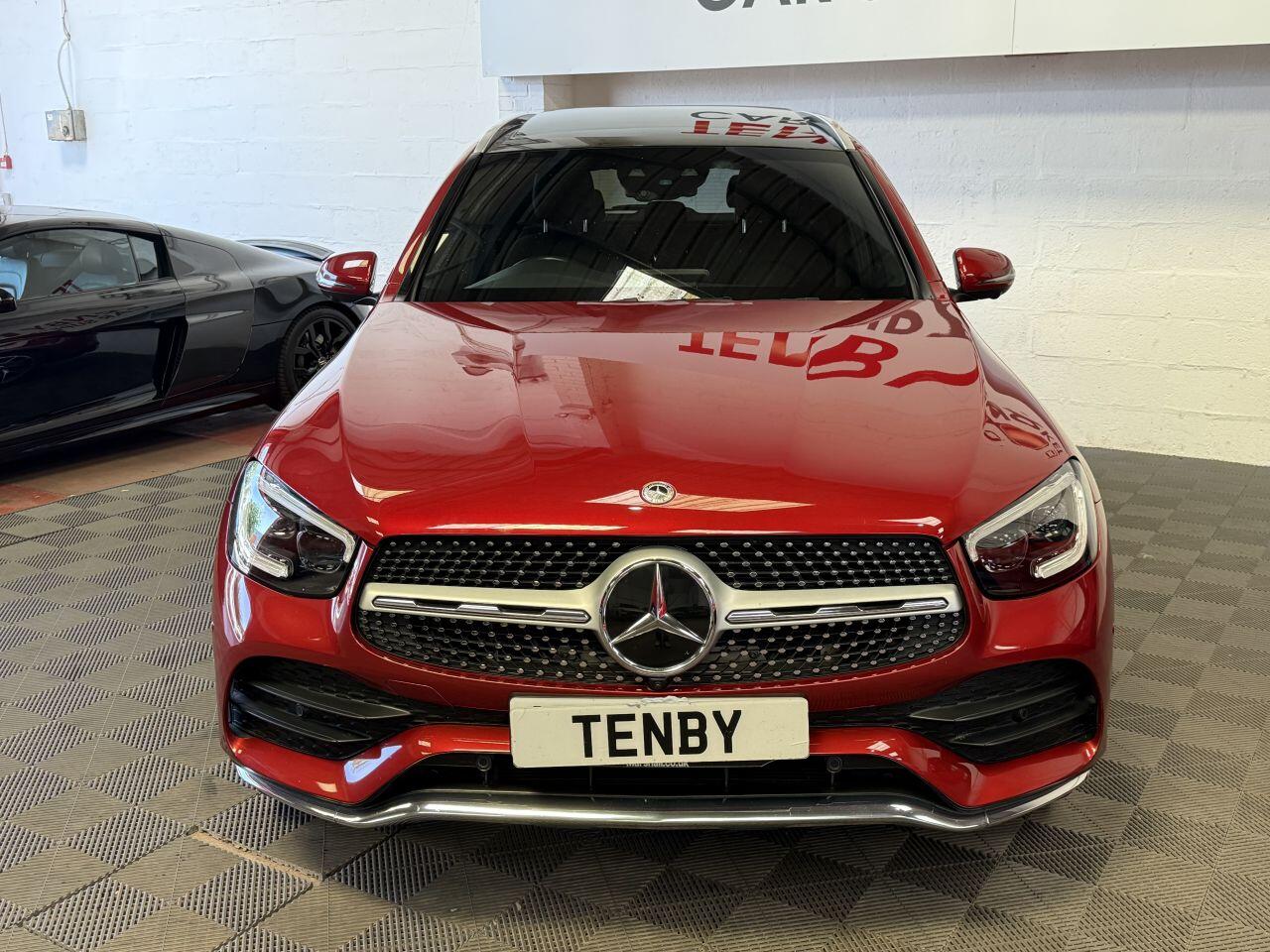 Mercedes-Benz GLC view 4