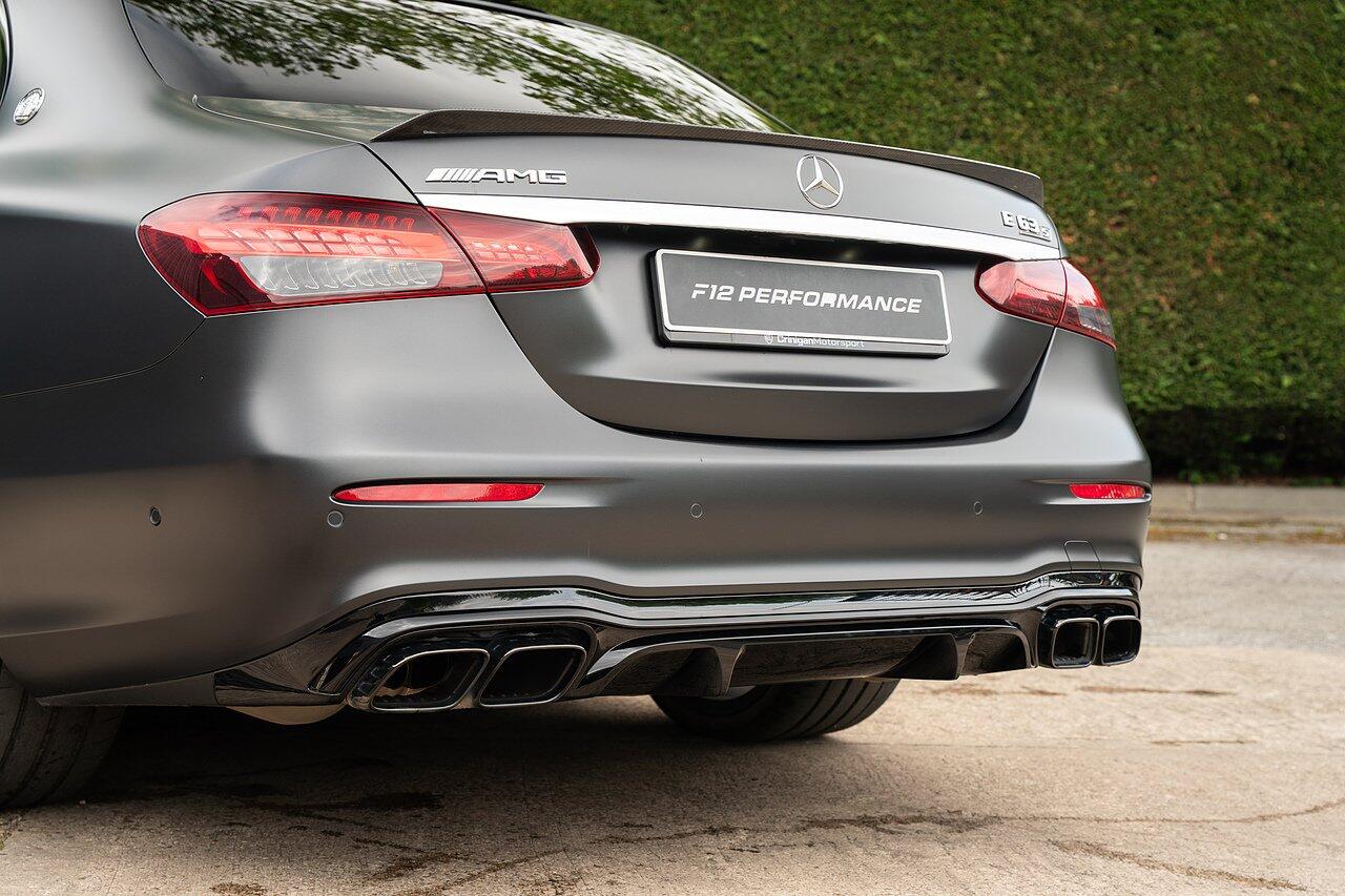 Mercedes-Benz E-Class view 31