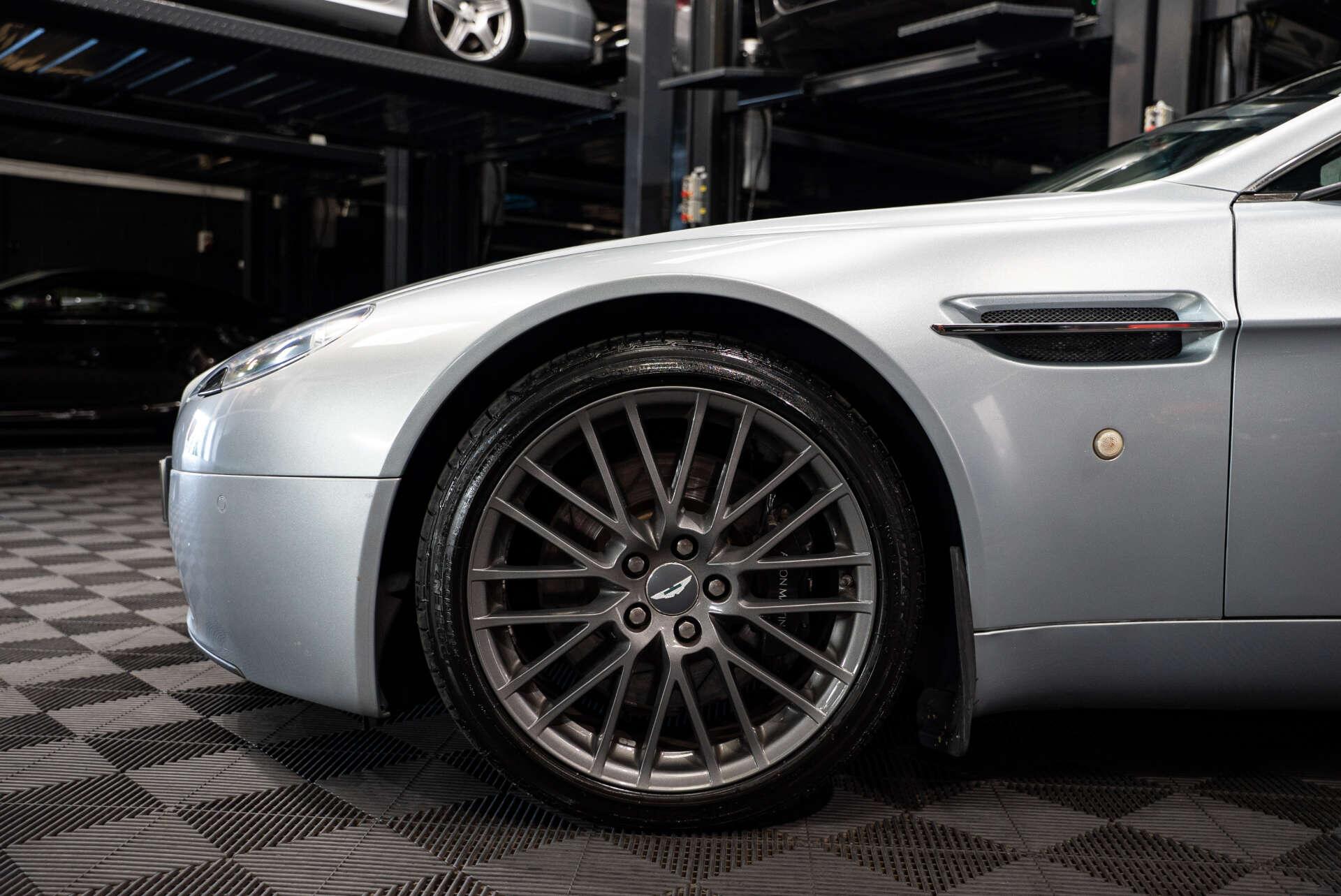Aston Martin Vantage view 15