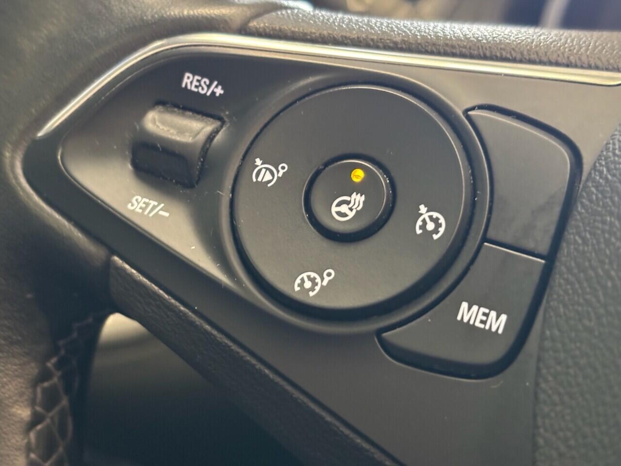 Vauxhall Grandland X view 40