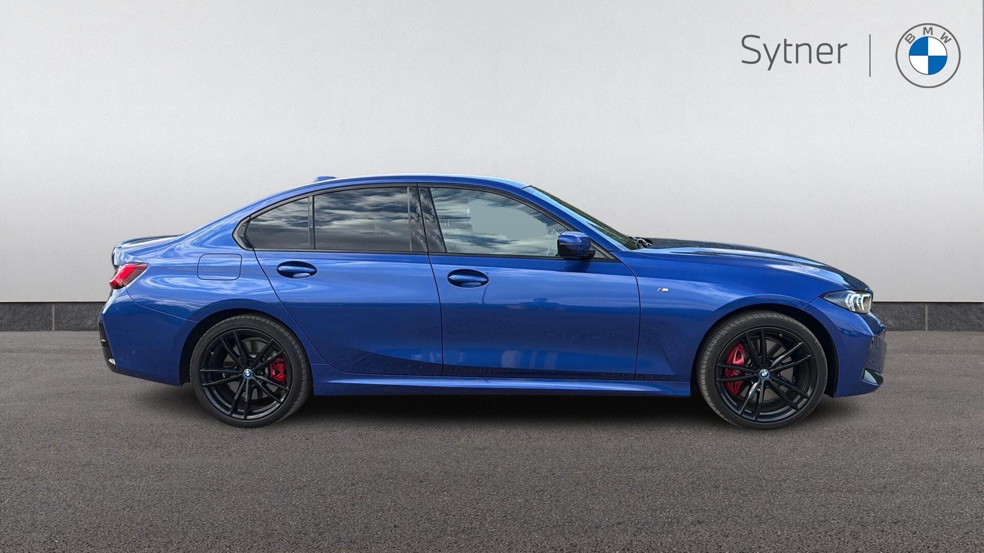 BMW 3 Series view 3
