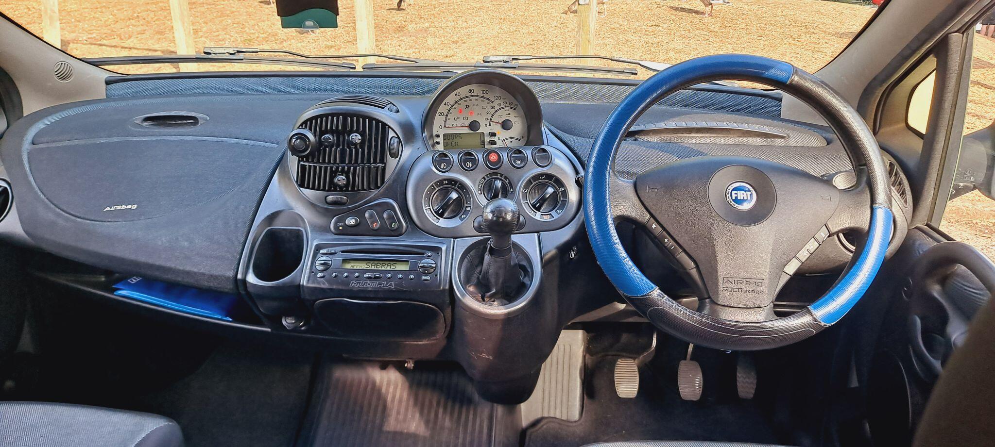 Fiat Multipla view 13
