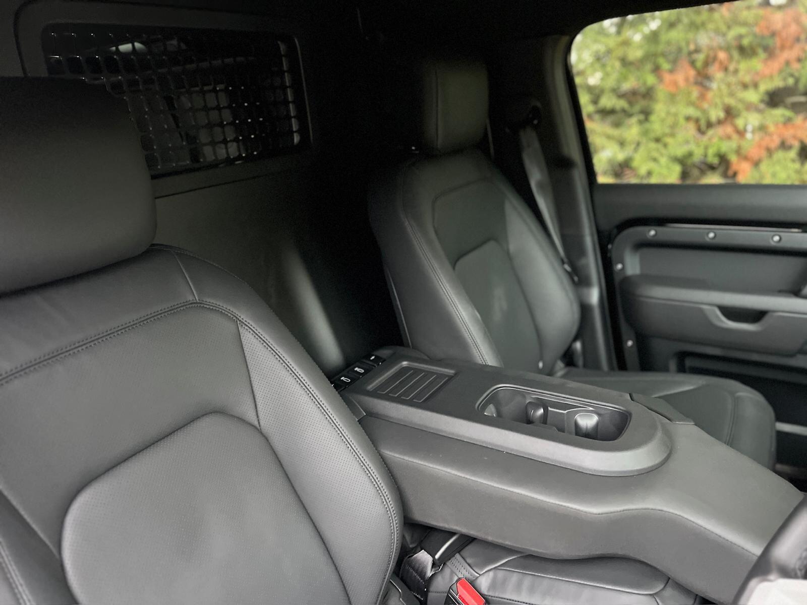 Land Rover Defender view 9