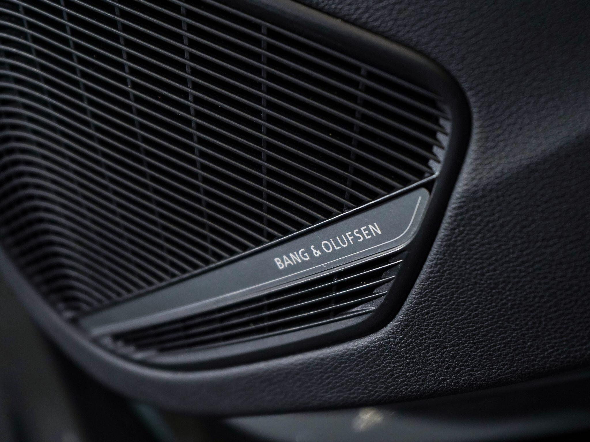 Audi RS4 view 68