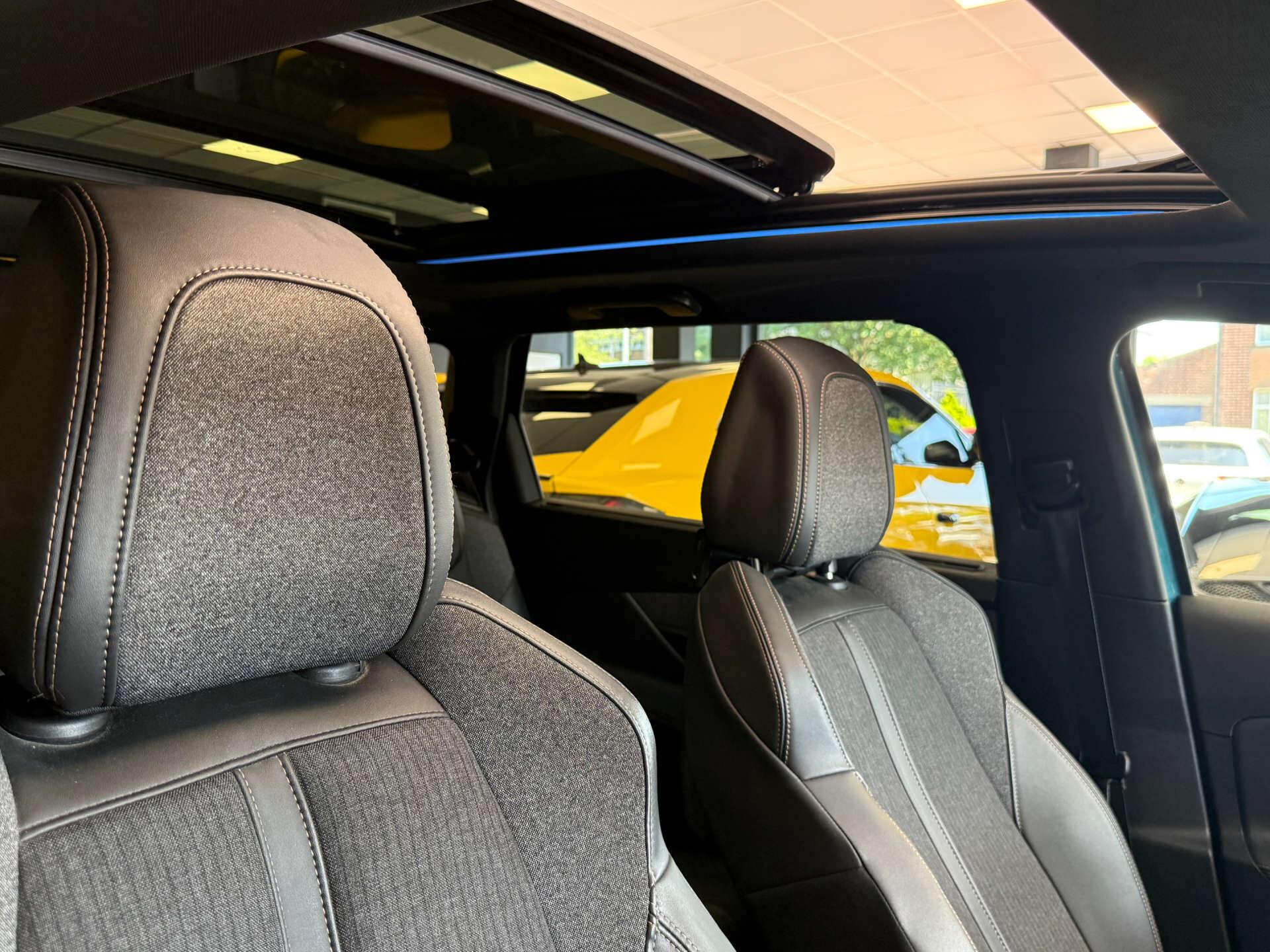 Peugeot 5008 view 10