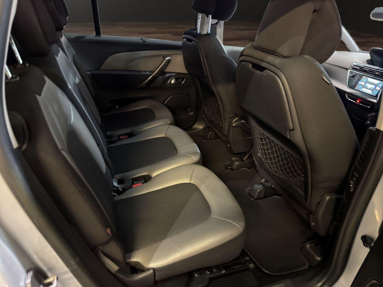 Citroen Grand C4 Picasso view 13