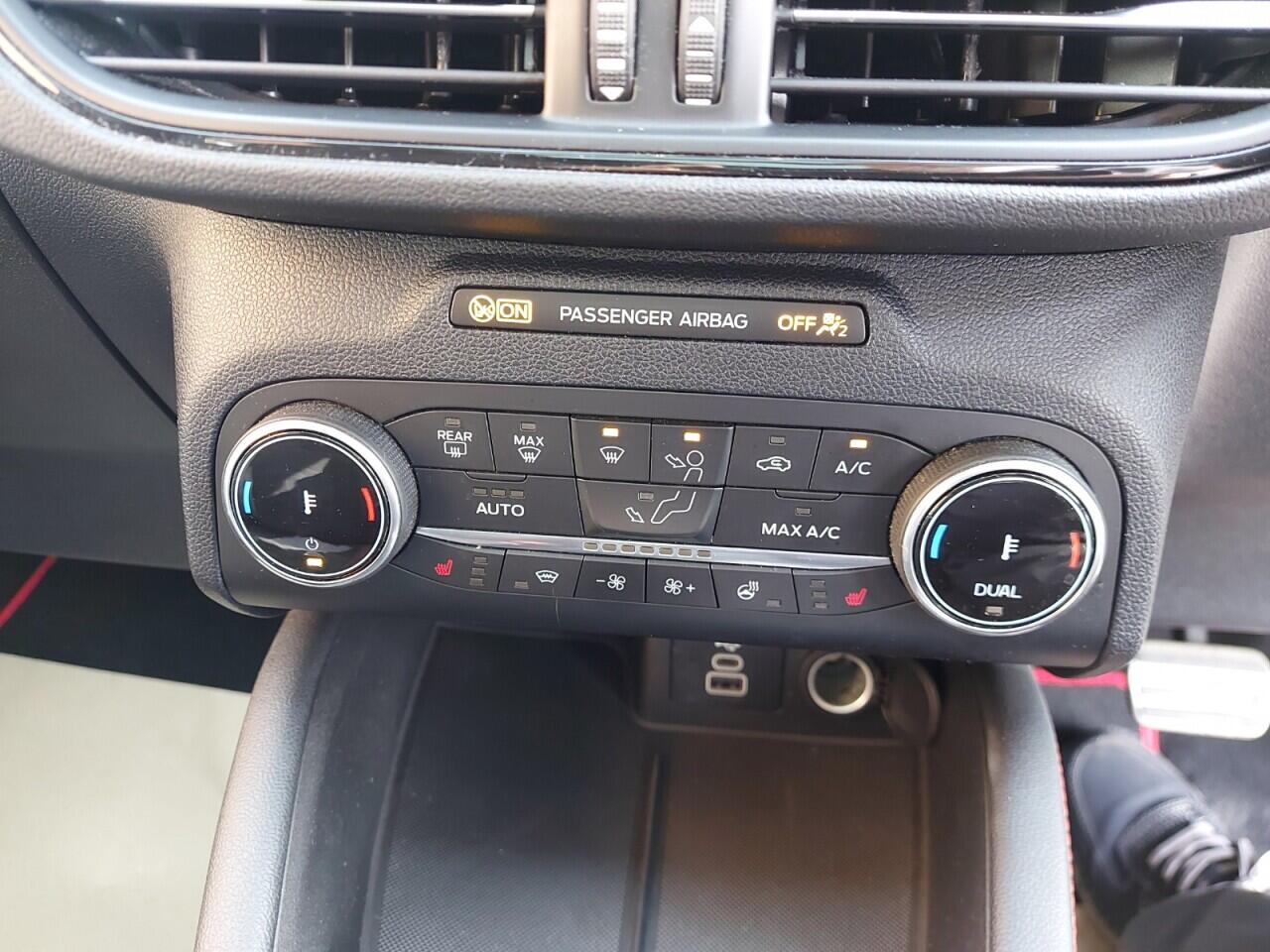 Ford Kuga view 12