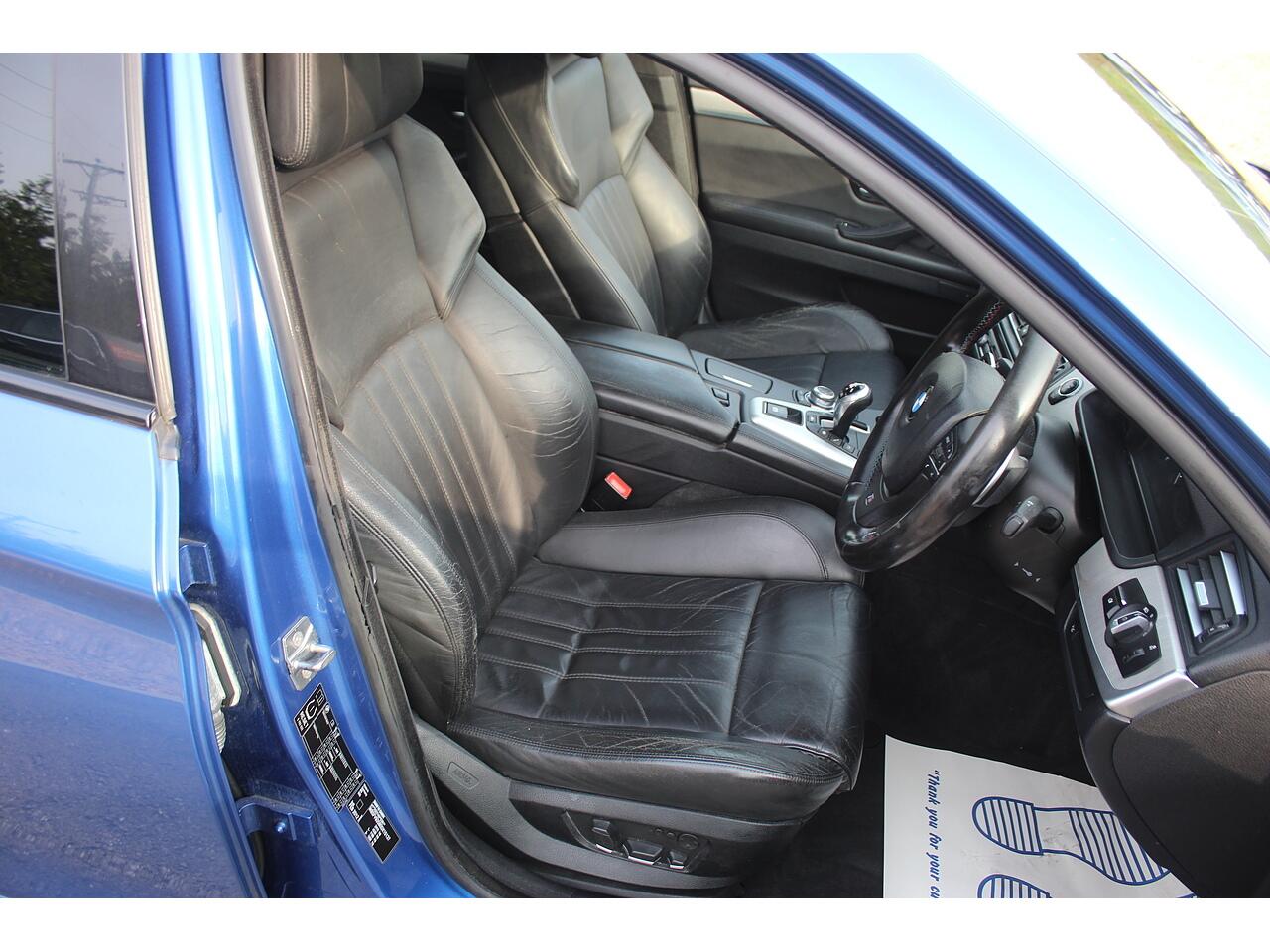 BMW M5 view 15