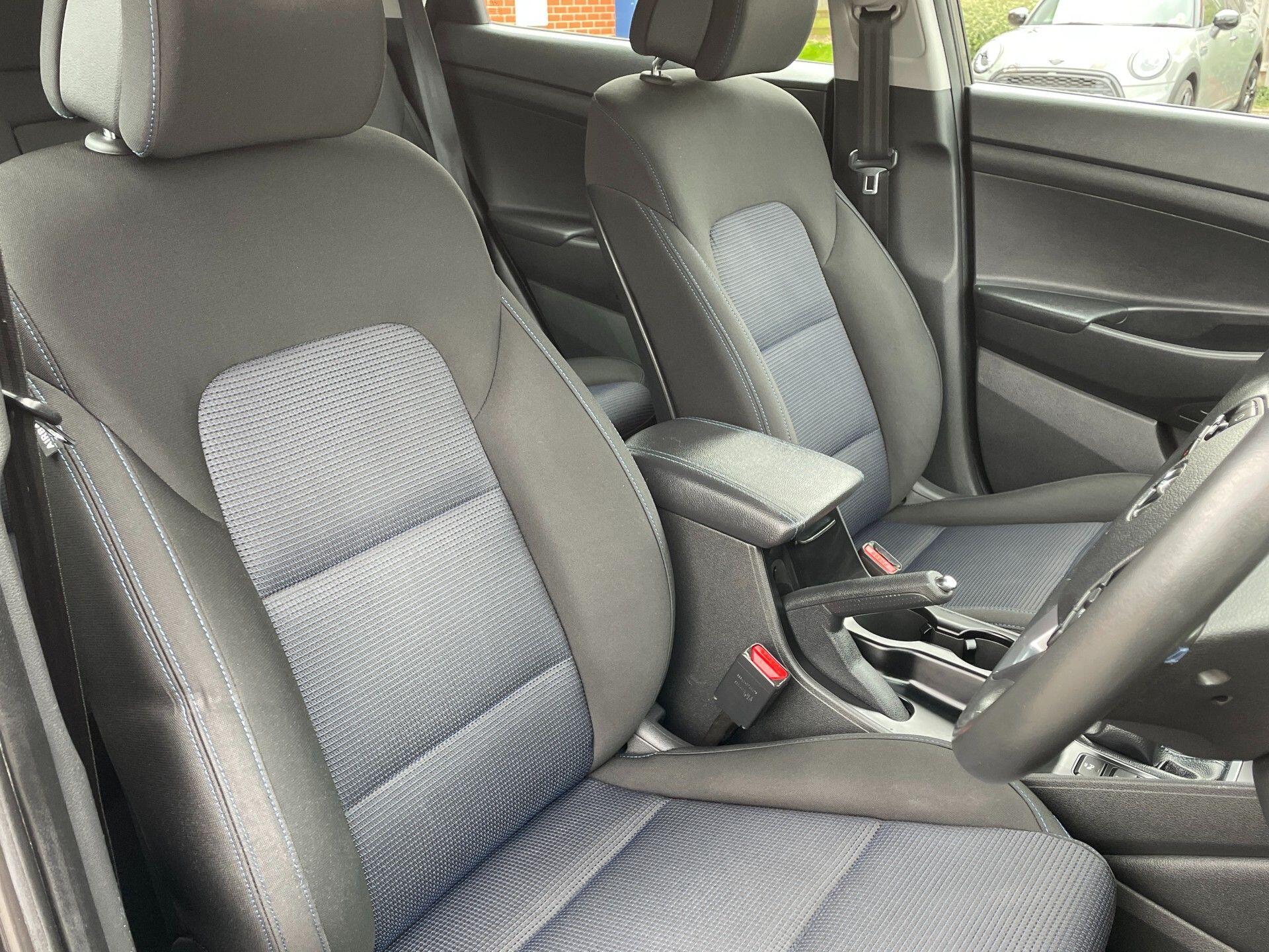Hyundai Tucson view 22