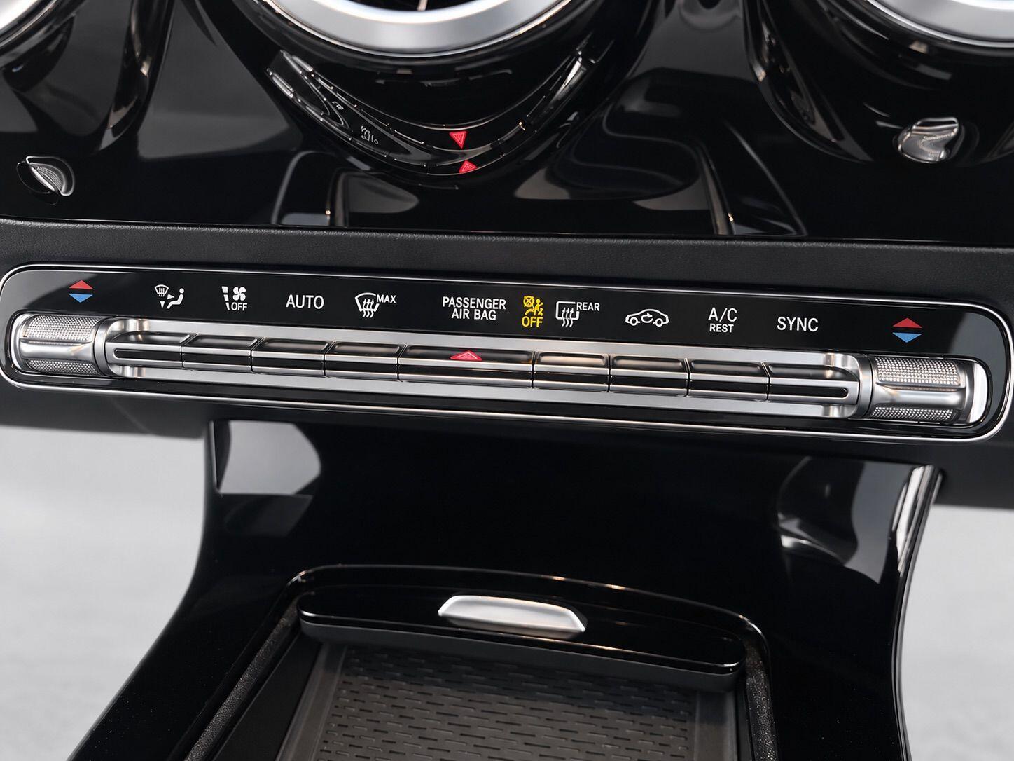 Mercedes-Benz A-Class view 23