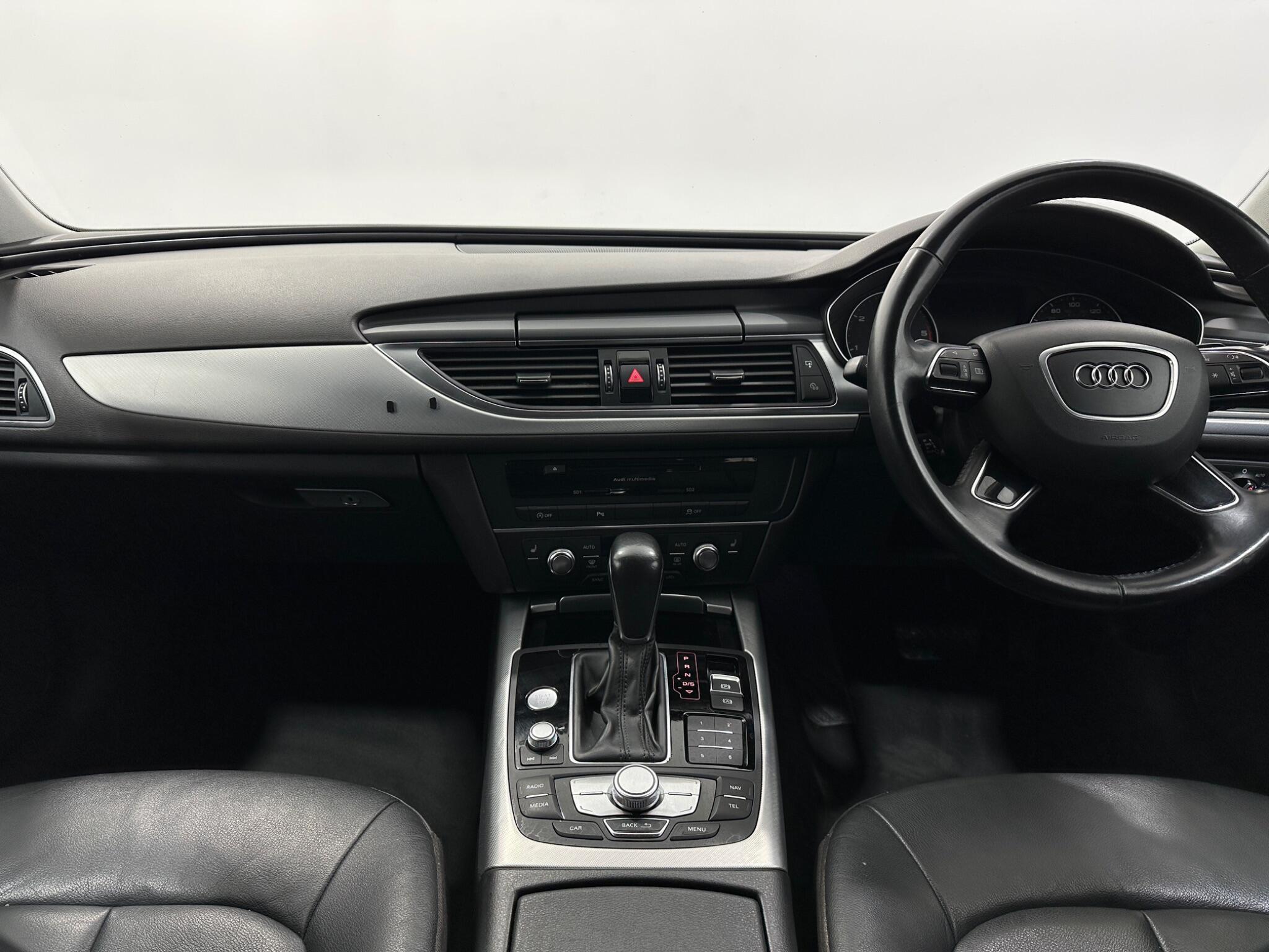 Audi A6 view 20
