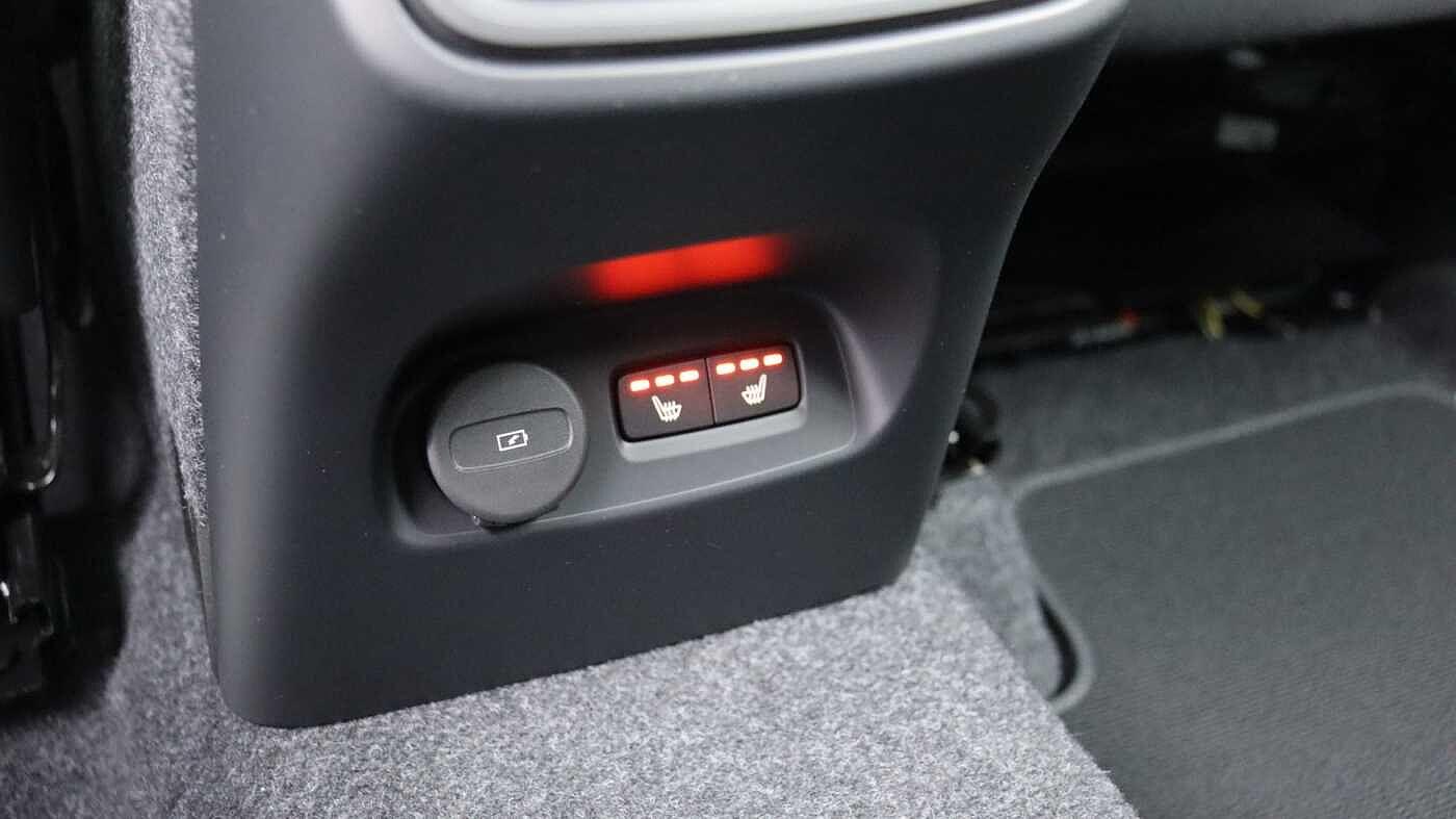 Volvo XC40 view 43