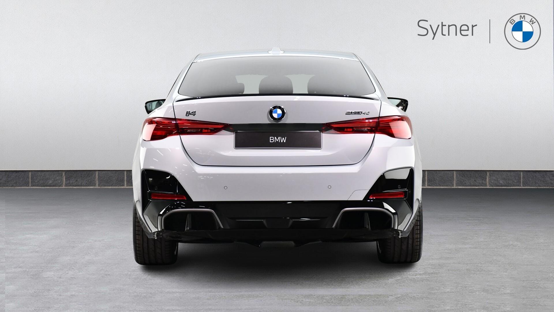BMW i4 view 15