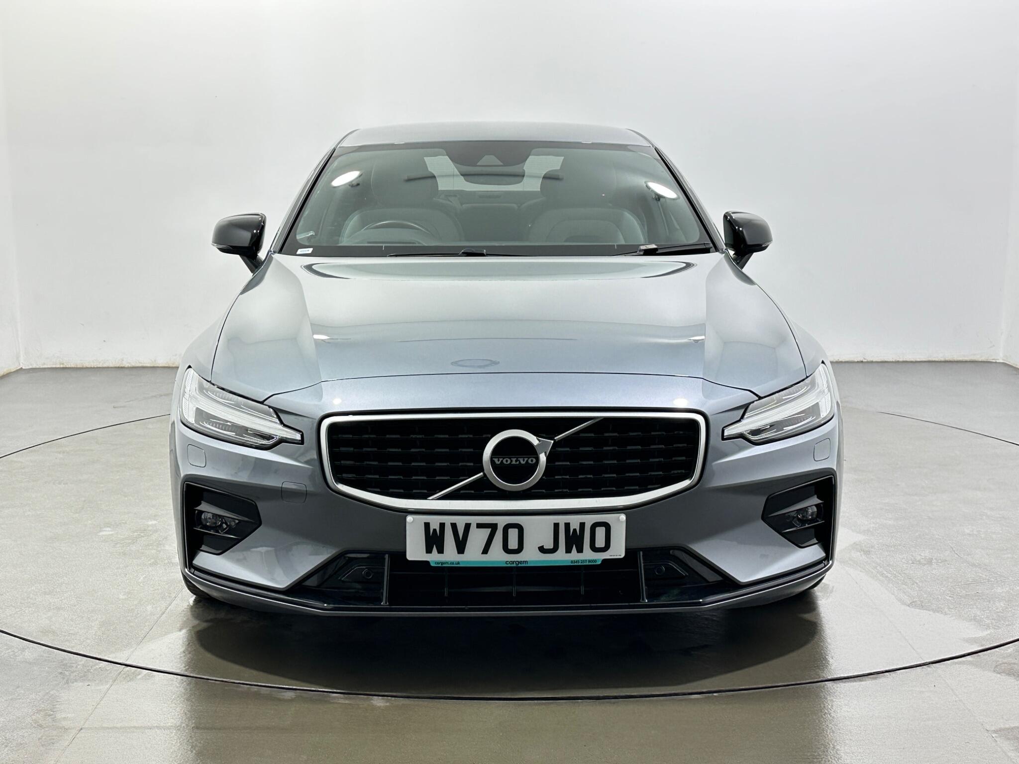Volvo S60 view 3