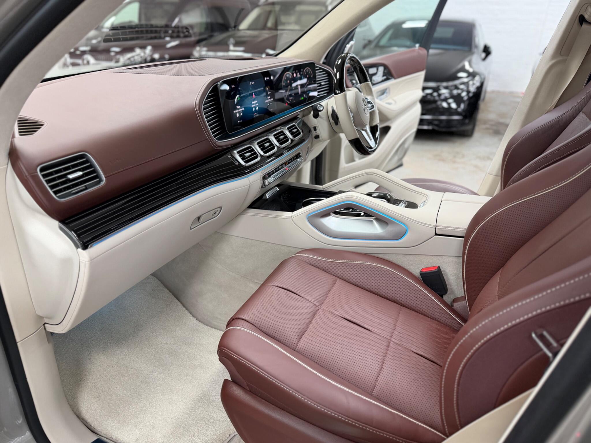 Mercedes-Benz GLS view 98