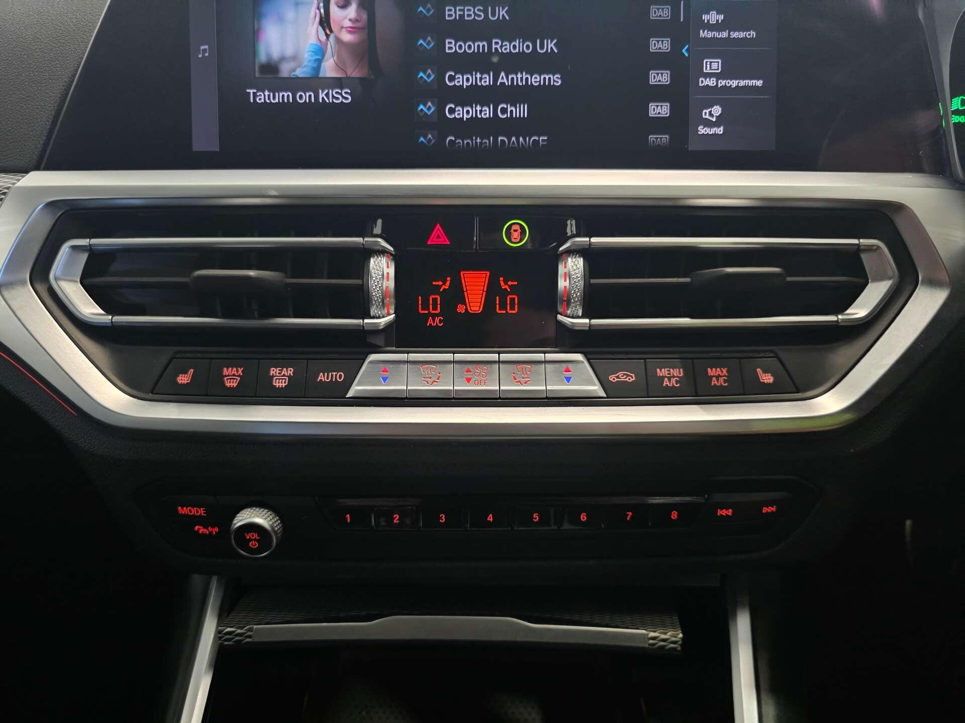 BMW 3 Series view 27