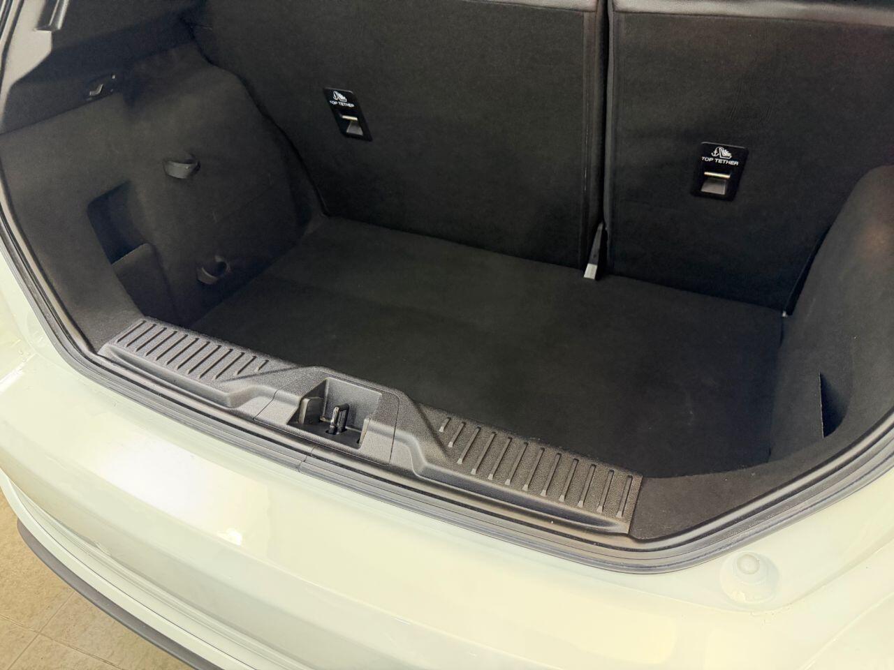 Ford Fiesta view 47