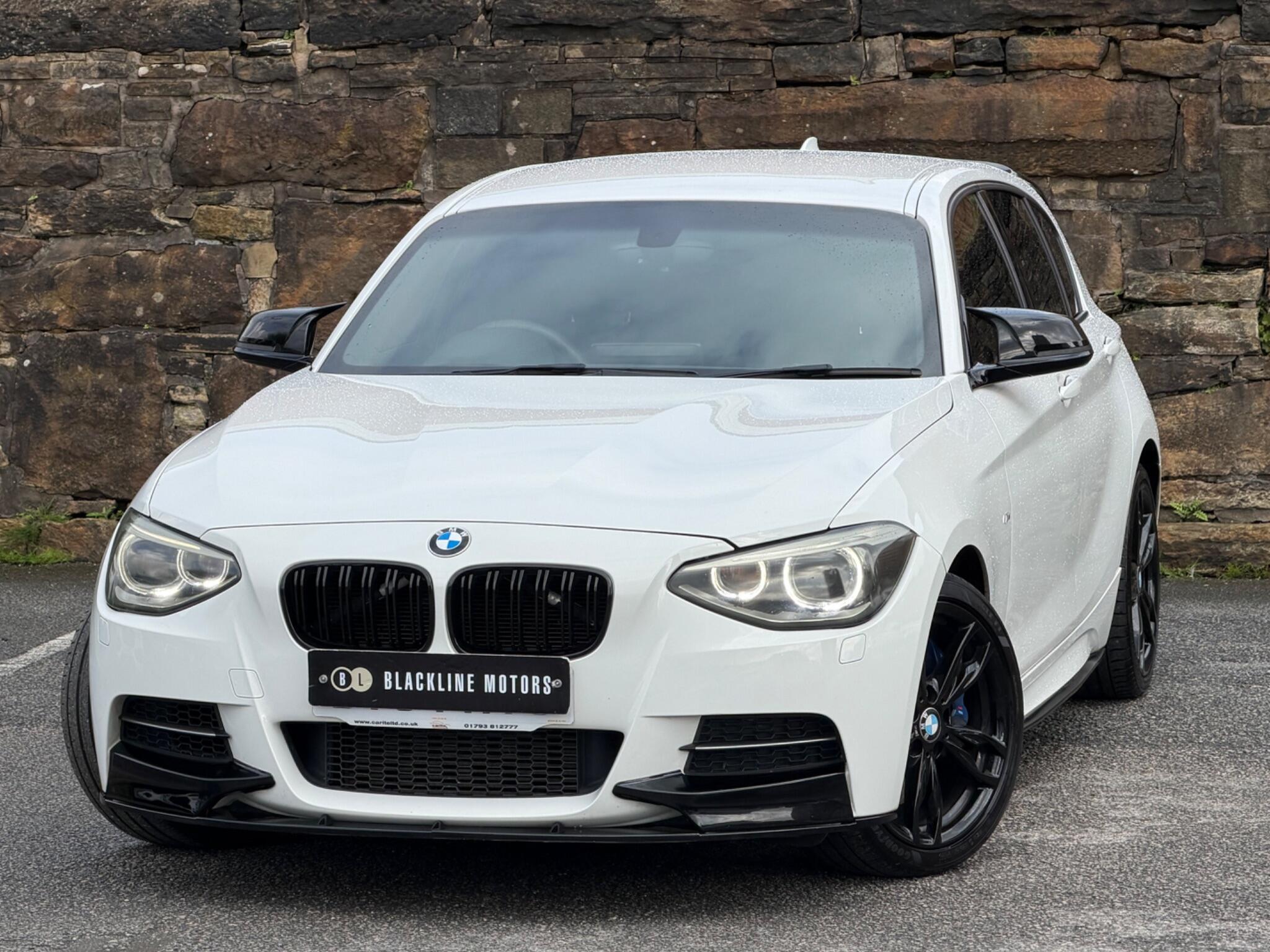 BMW 1 Series view 3