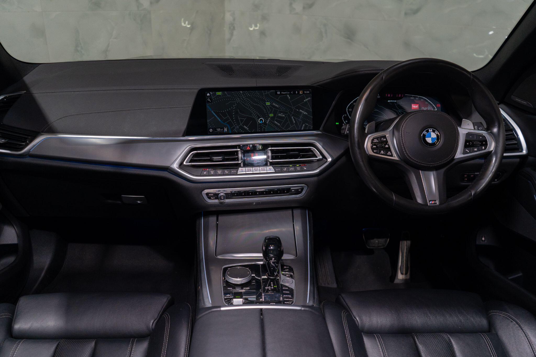 BMW X5 view 12