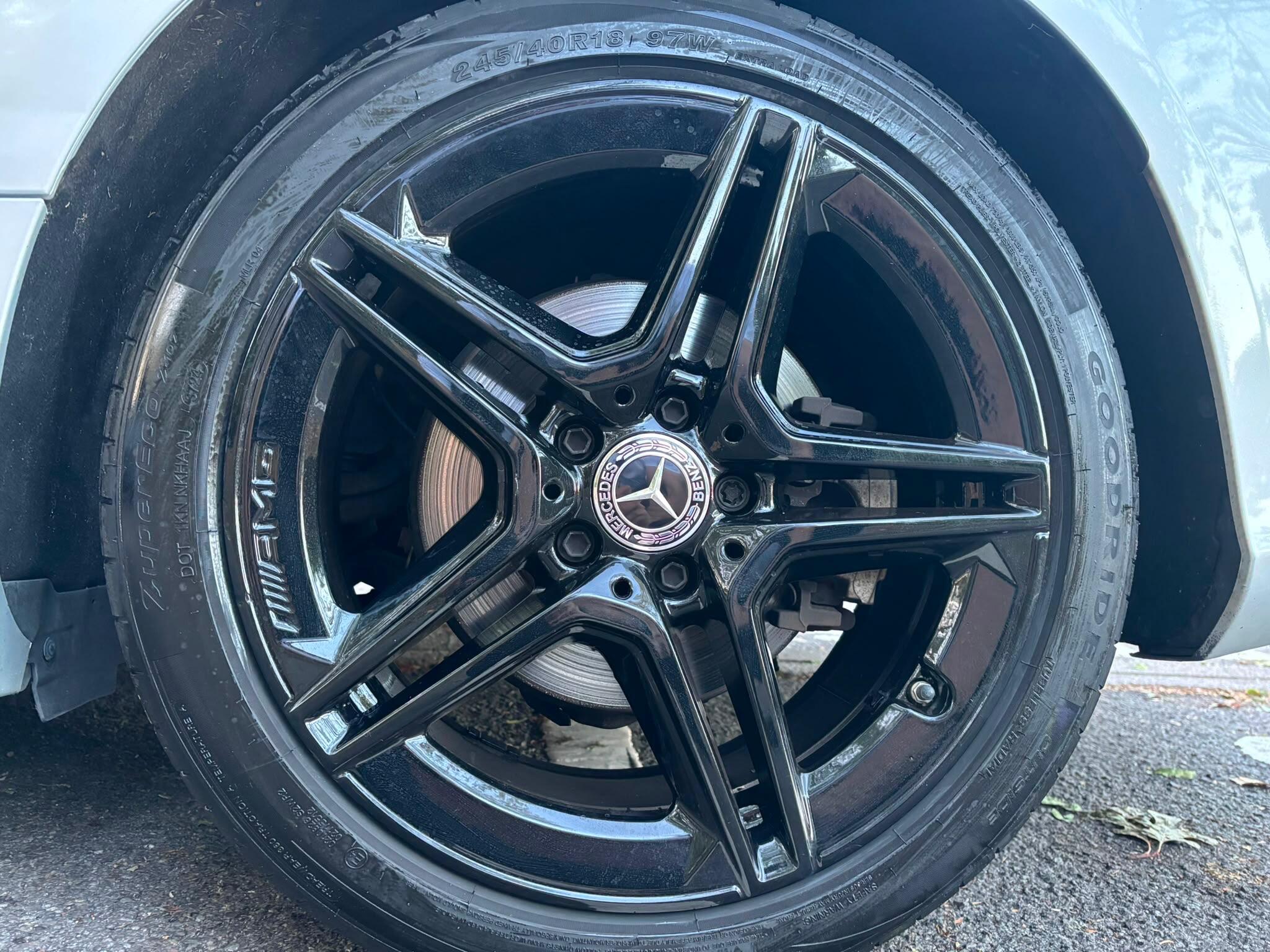 Mercedes-Benz C-Class view 15