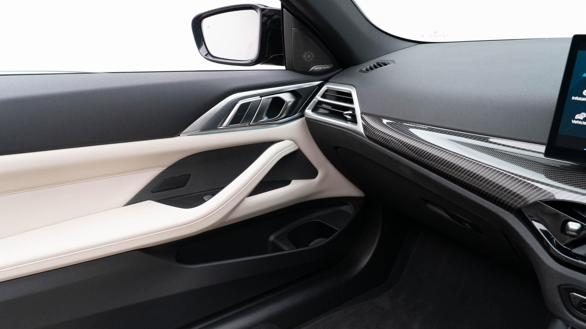BMW M4 view 30
