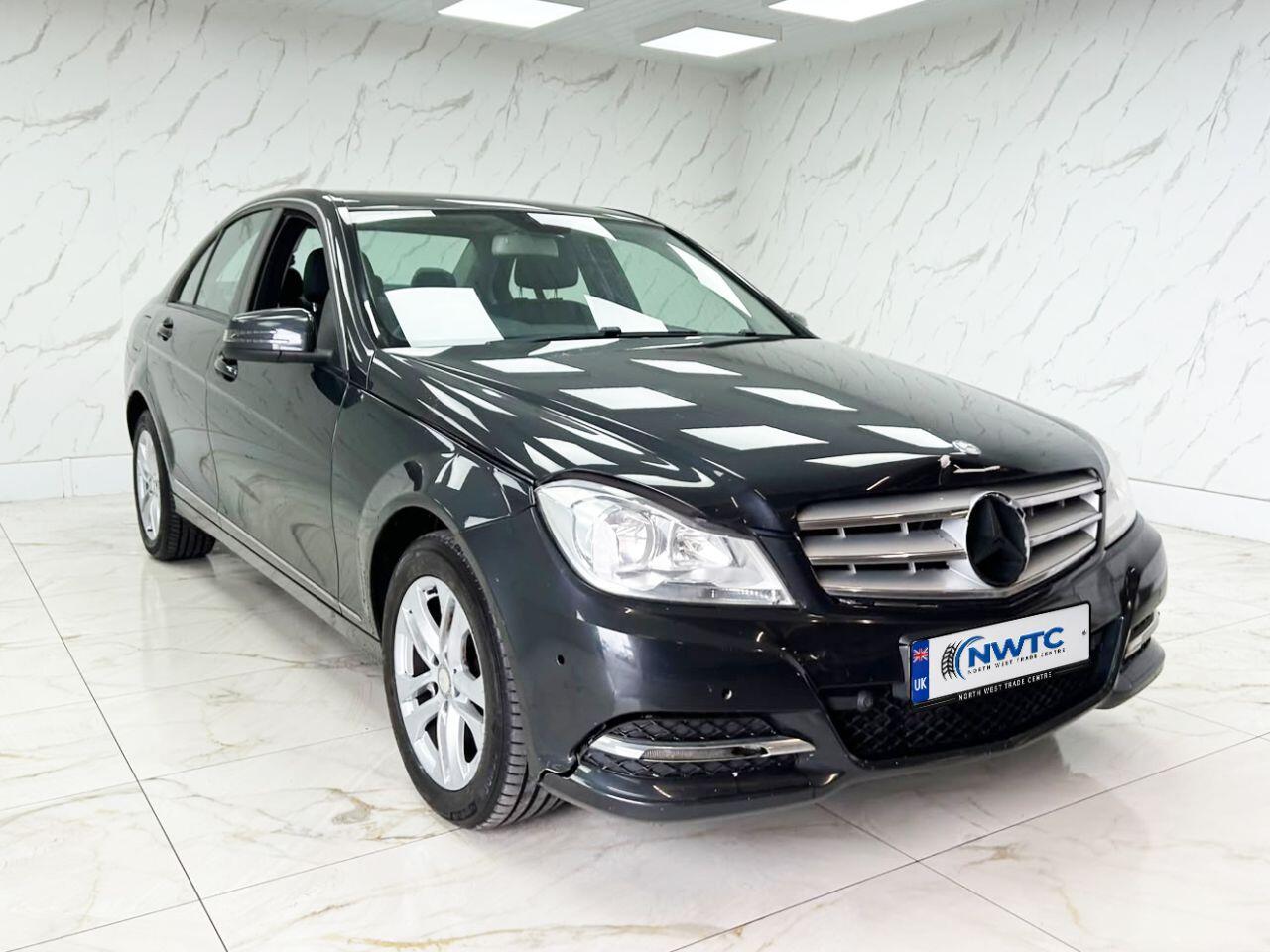 Mercedes-Benz C-Class view 4
