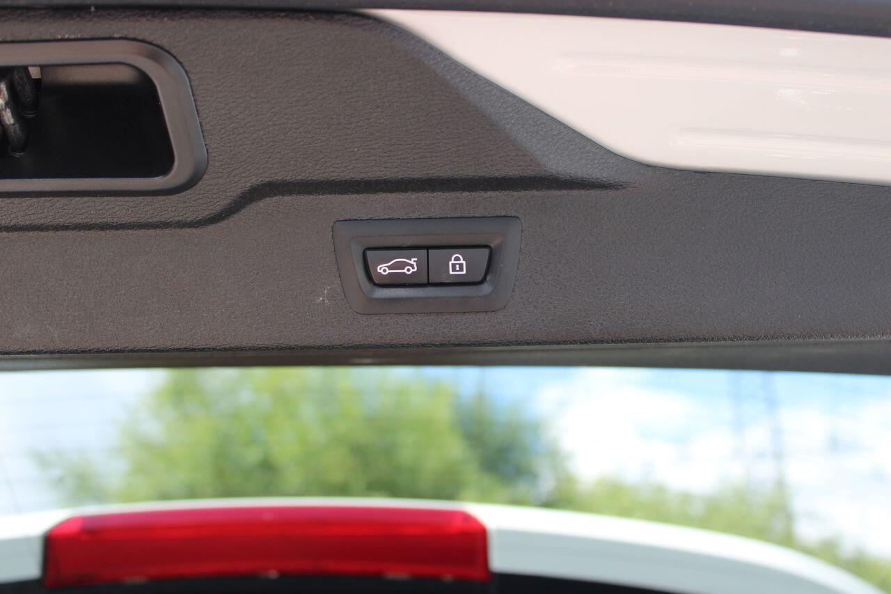 BMW X5 view 40