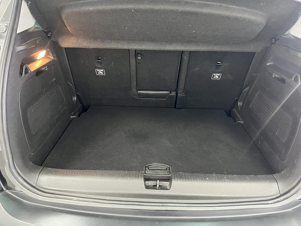 Vauxhall Crossland view 5