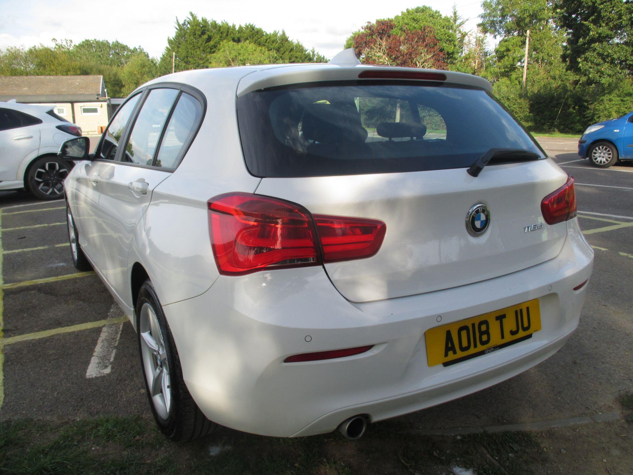 BMW 1 Series view 12