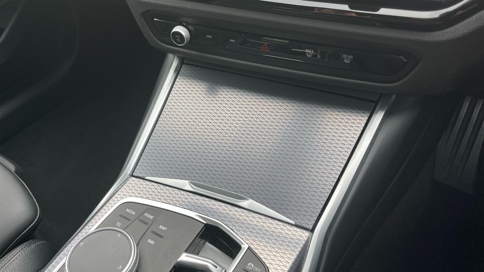 BMW 3 Series view 49