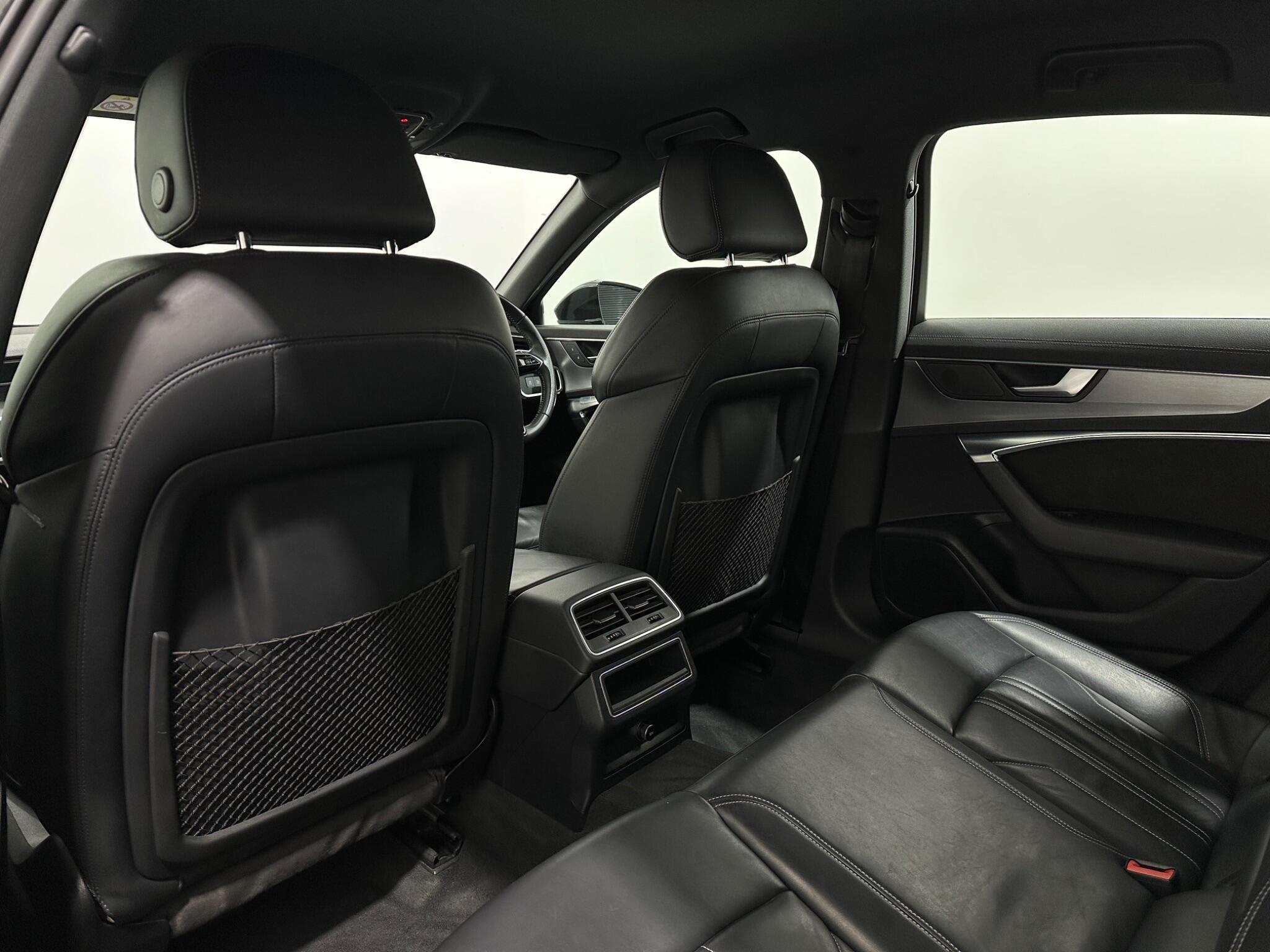 Audi A6 view 38