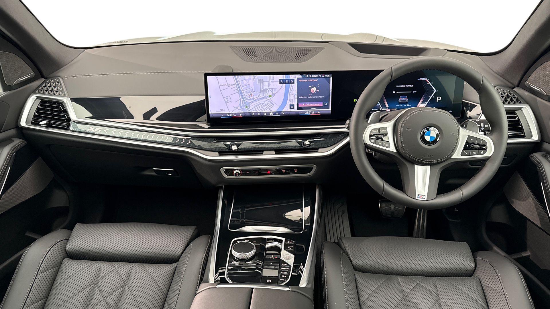 BMW X5 view 4