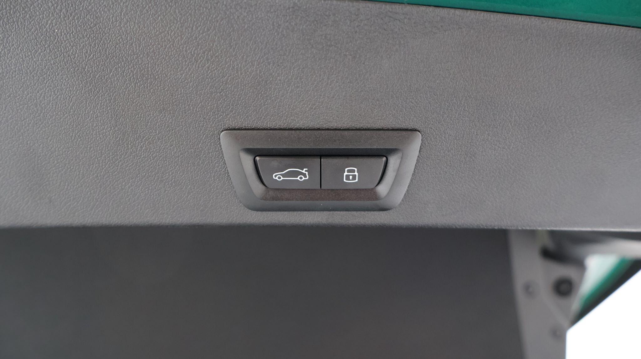 BMW XM view 45