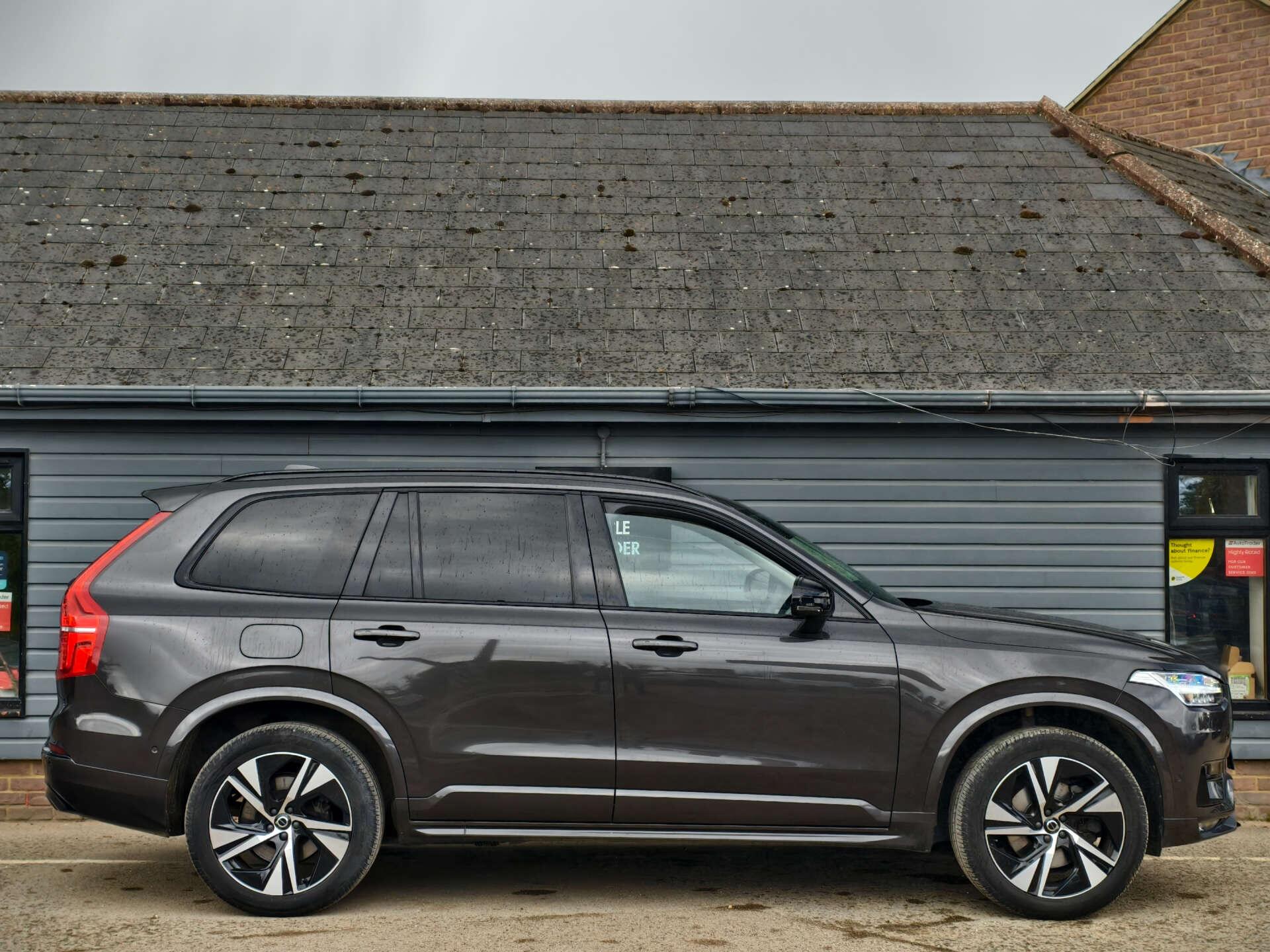 Volvo XC90 view 14