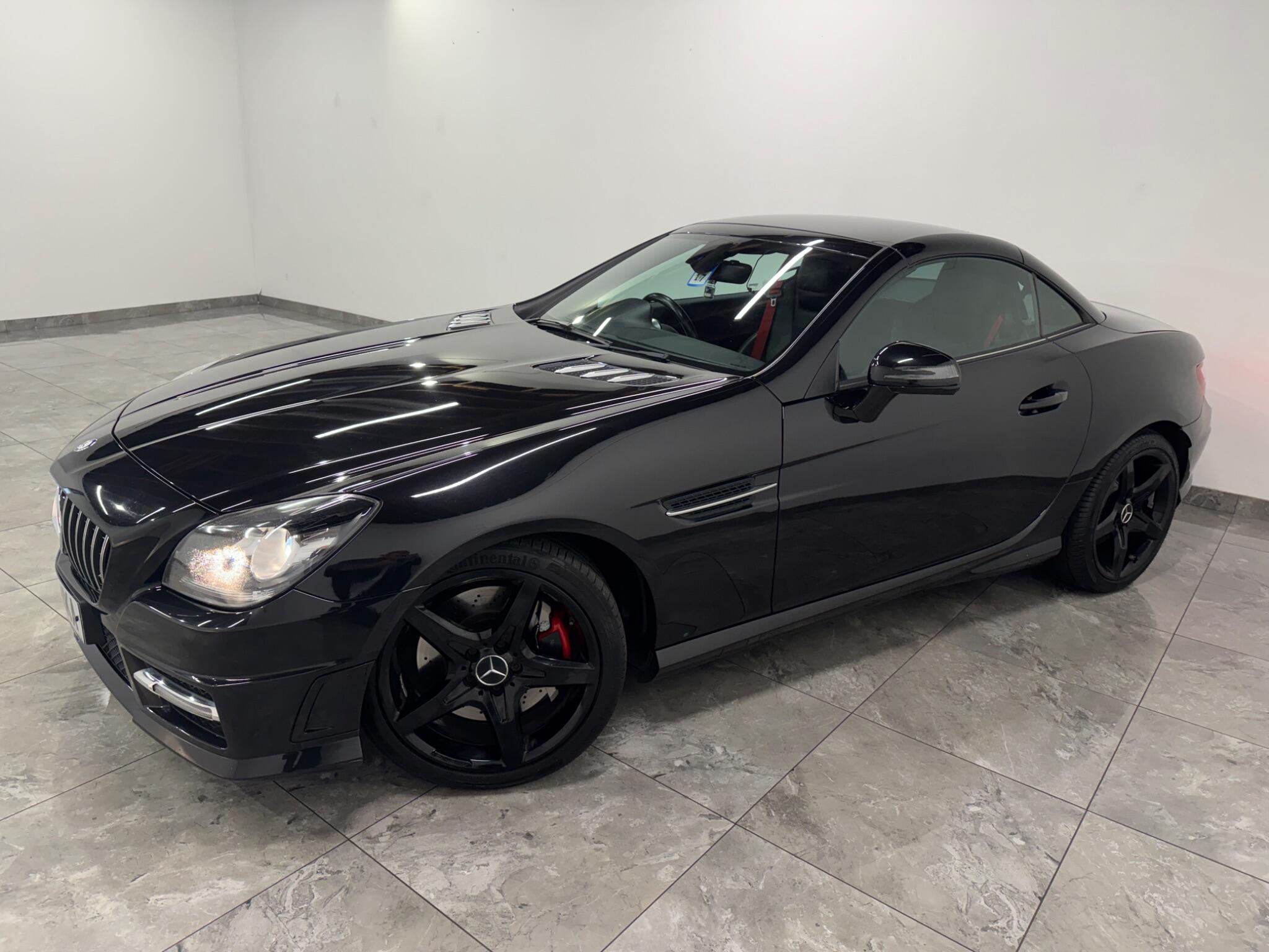 Mercedes-Benz SLK view 4