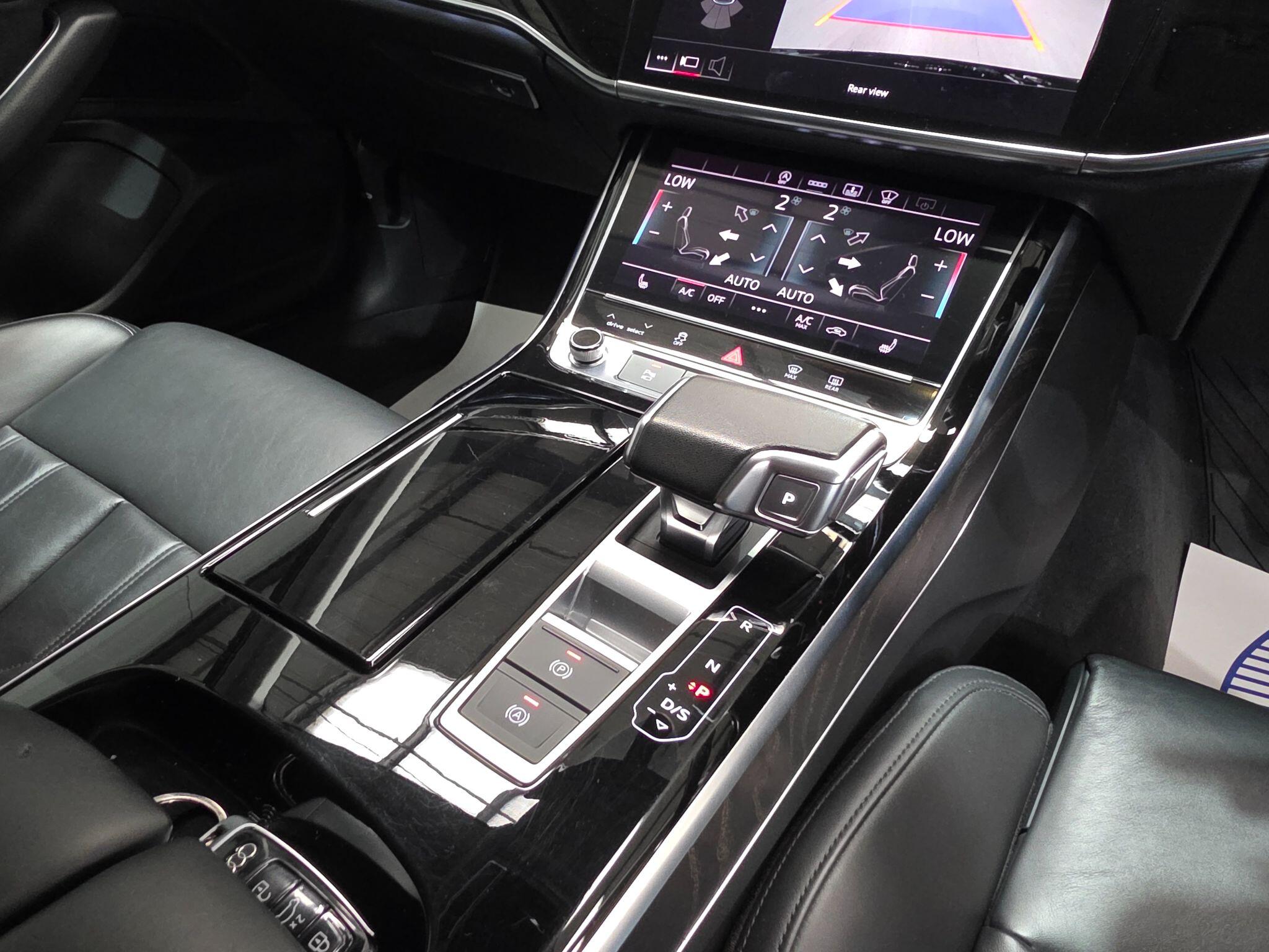 Audi A8 view 13