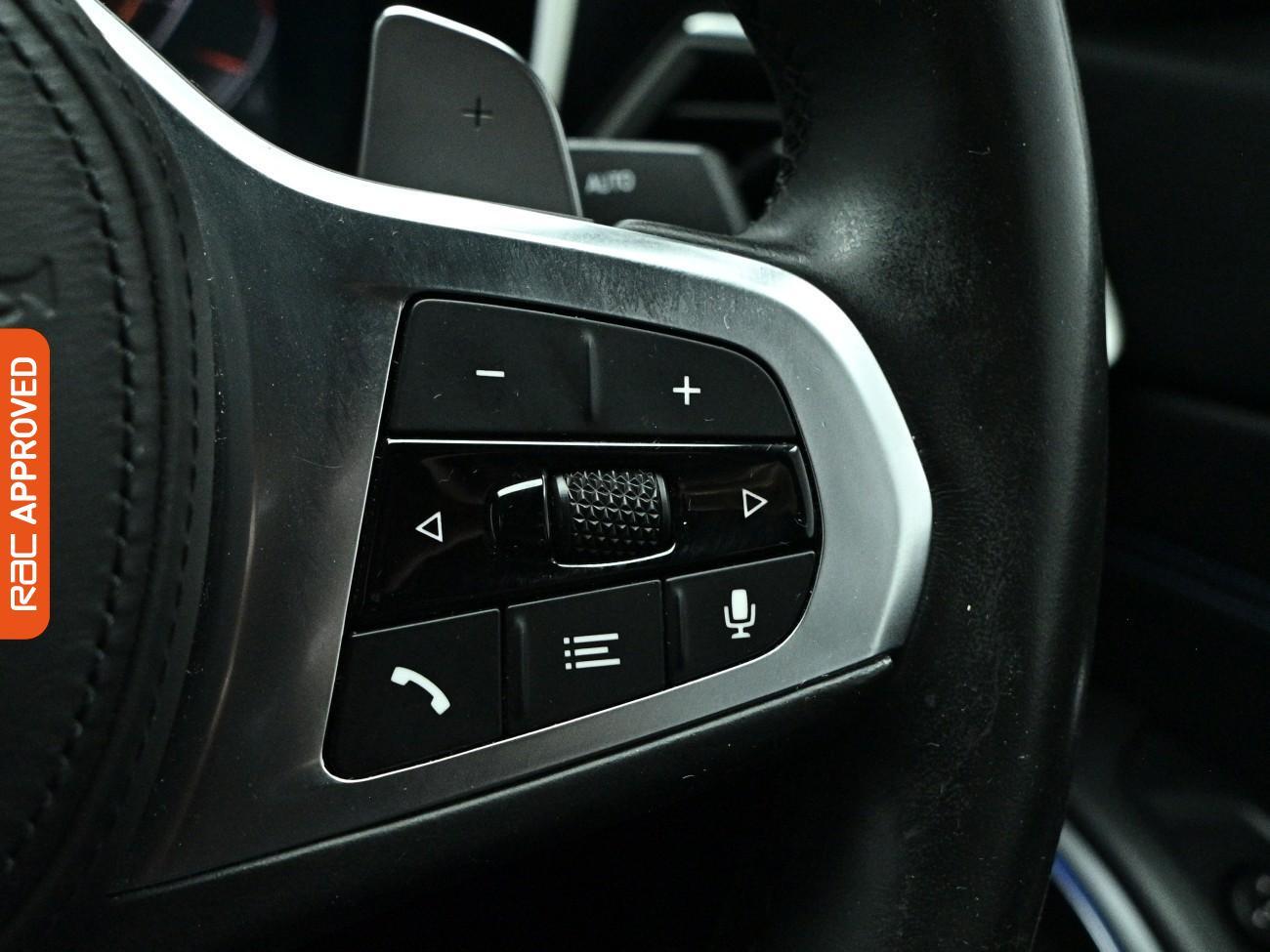 BMW 3 Series view 22