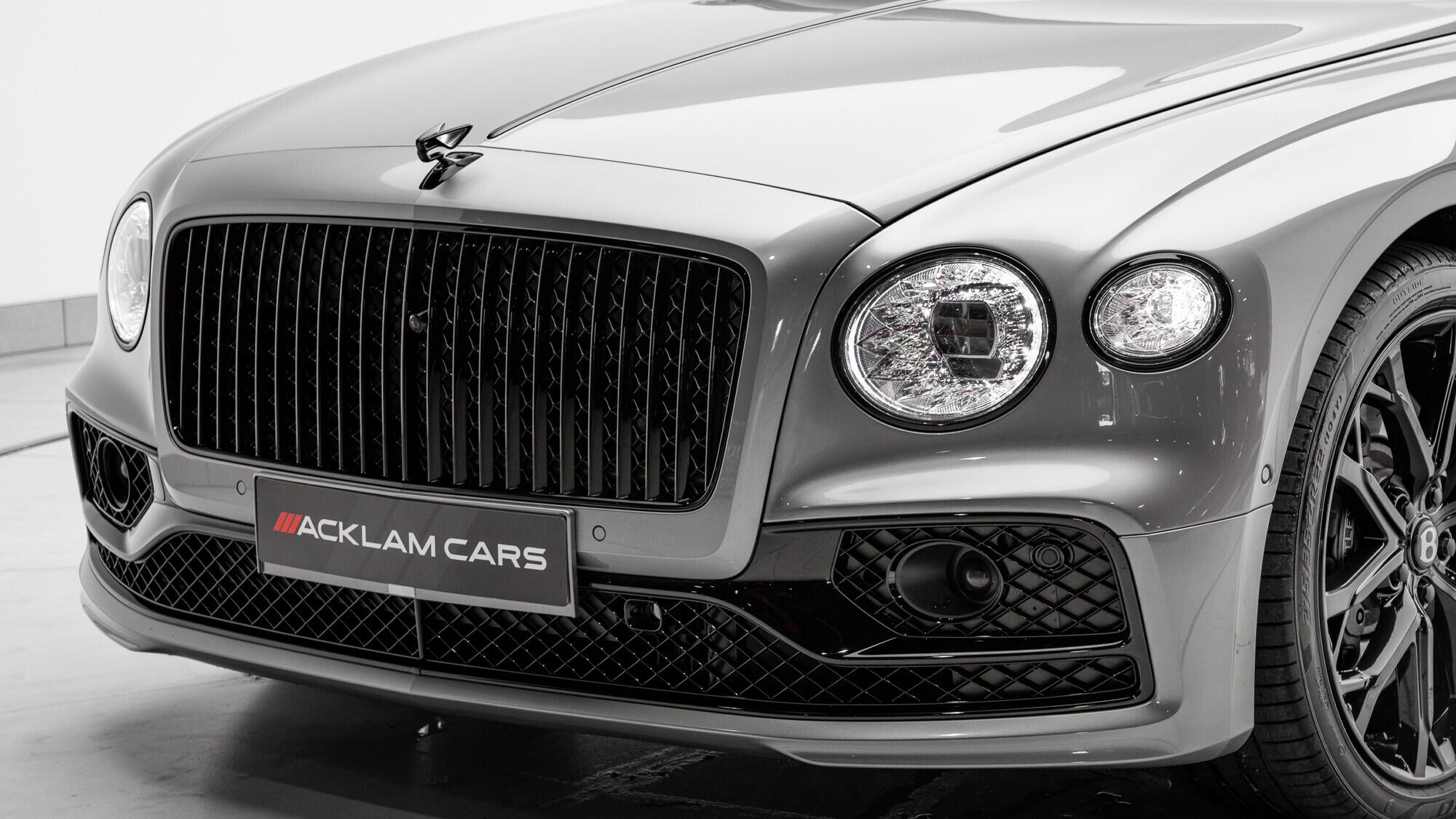 Bentley Flying Spur view 10