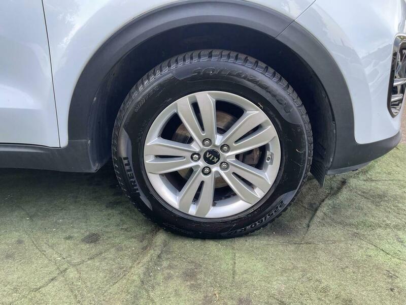 2017 Kia Sportage 1.6 GDi 2 Euro 6 (s/s) 5dr • 96,290 miles image 56