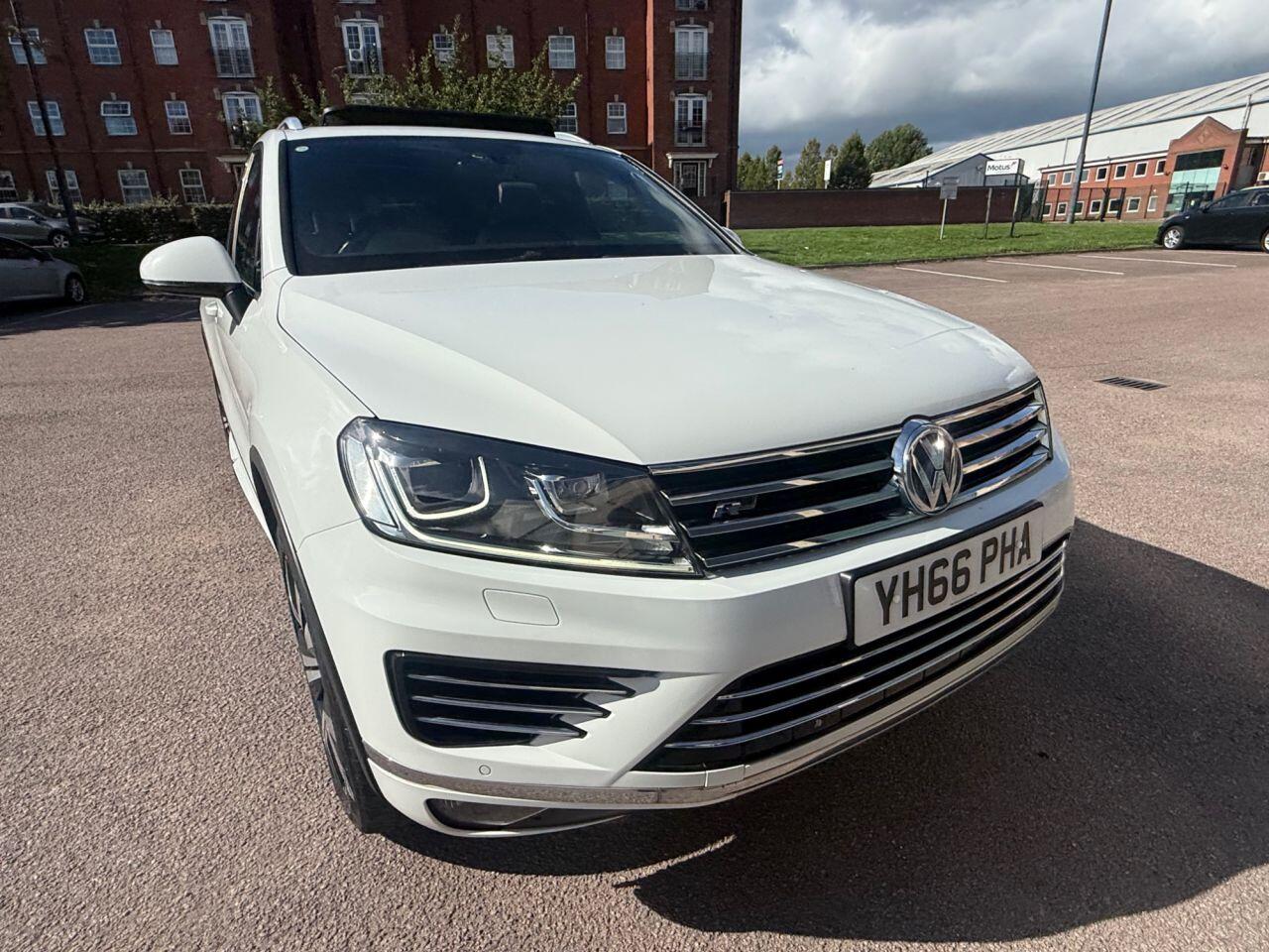 Volkswagen Touareg view 47