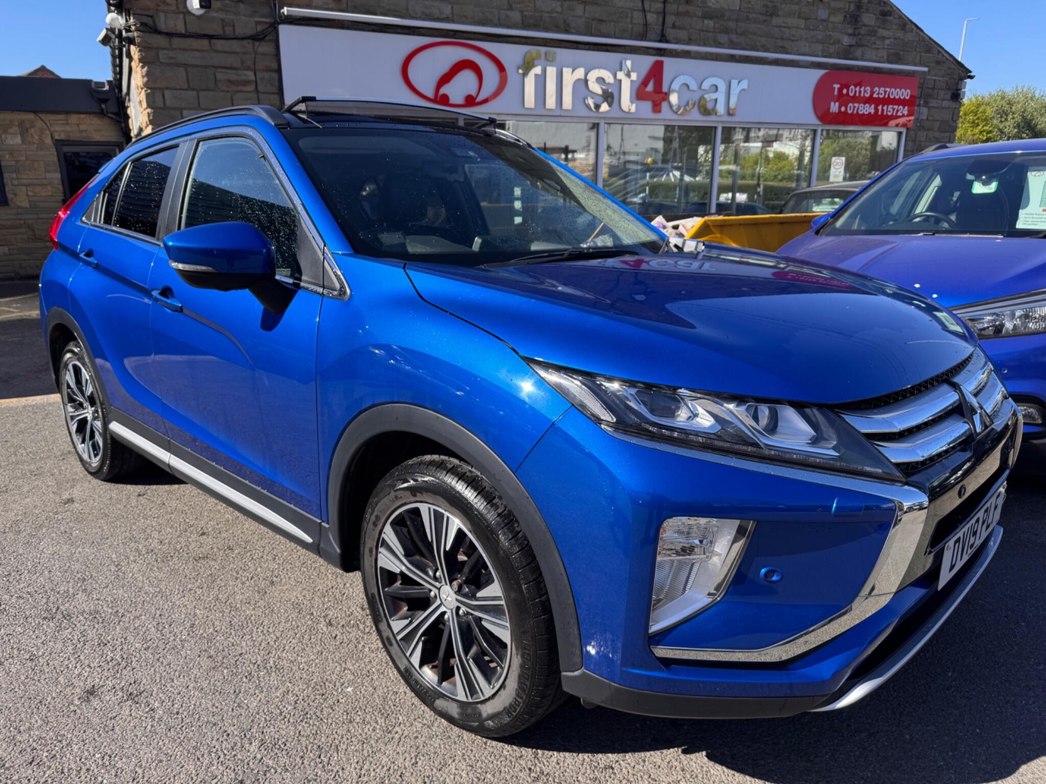 Mitsubishi Eclipse Cross view 2