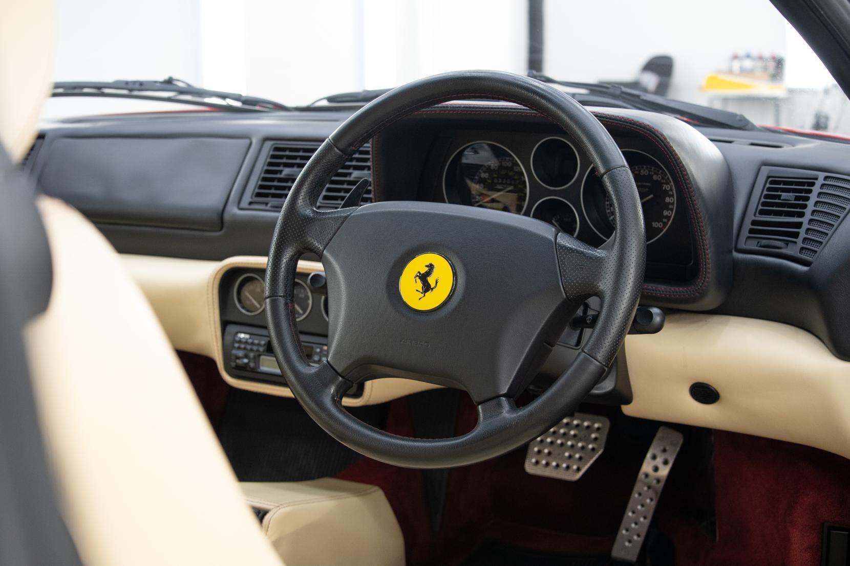 Ferrari 355 F1 view 12