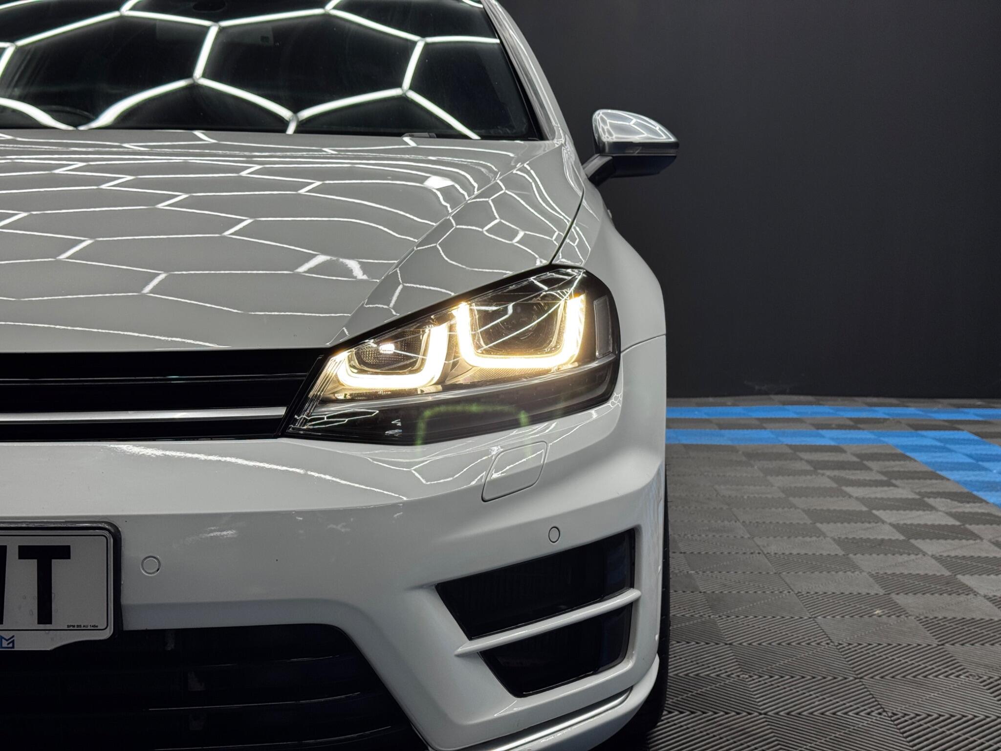 Volkswagen Golf view 46