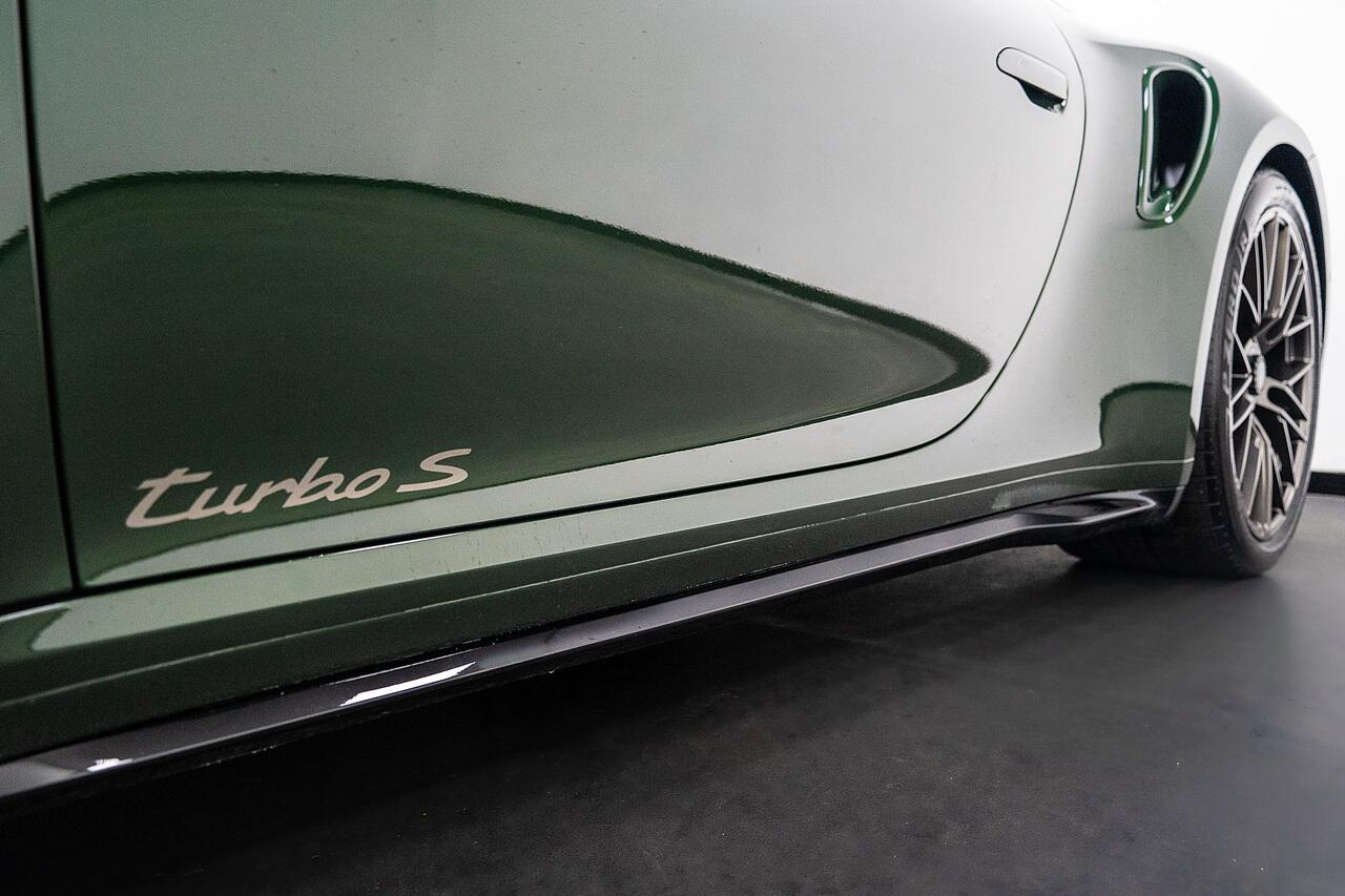 Porsche 911 view 46