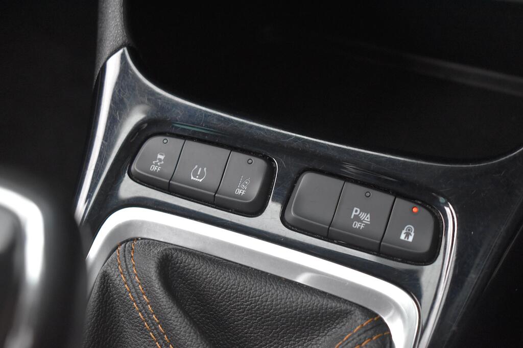 Vauxhall Crossland X view 61