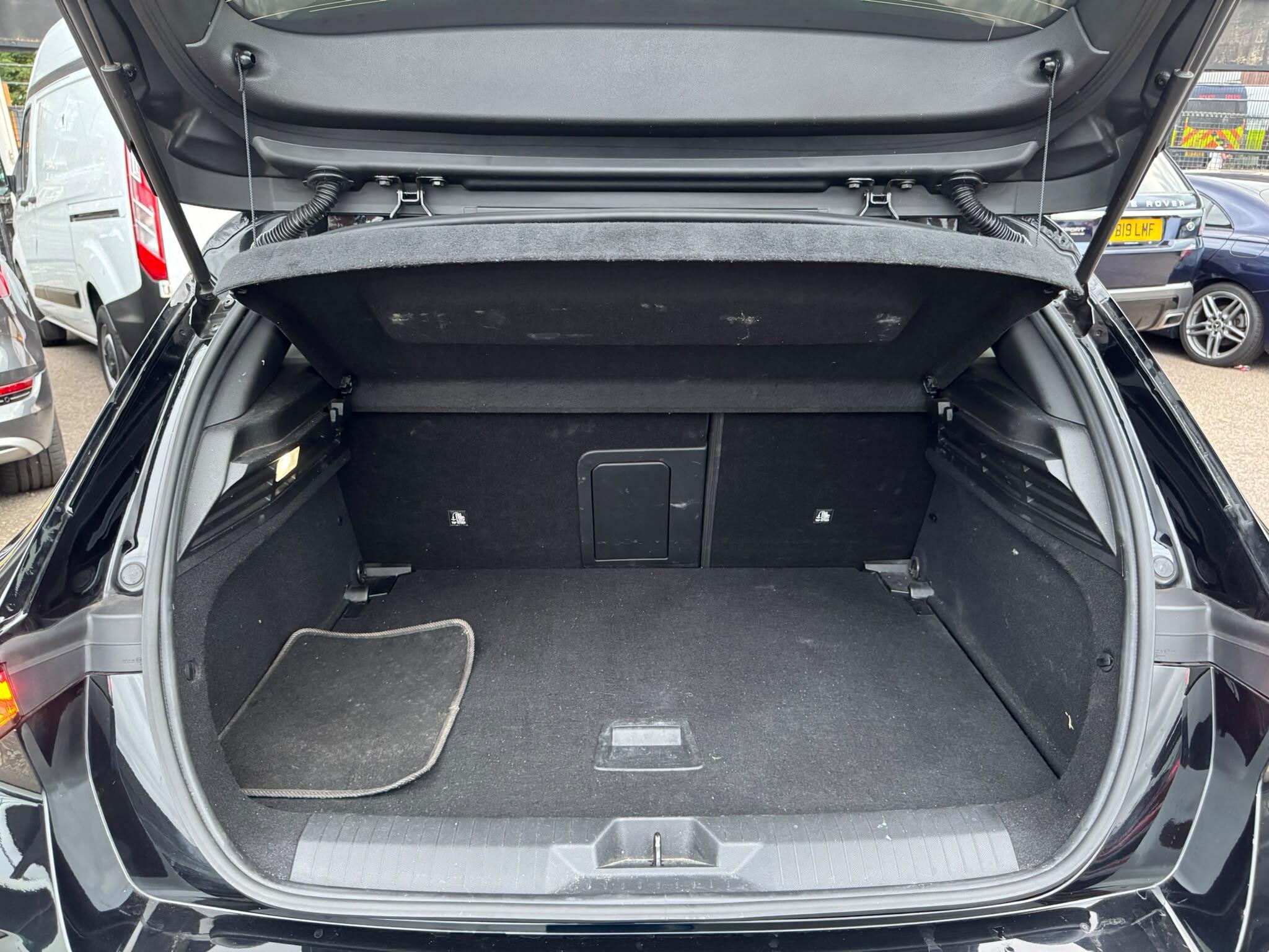 Vauxhall Astra view 64