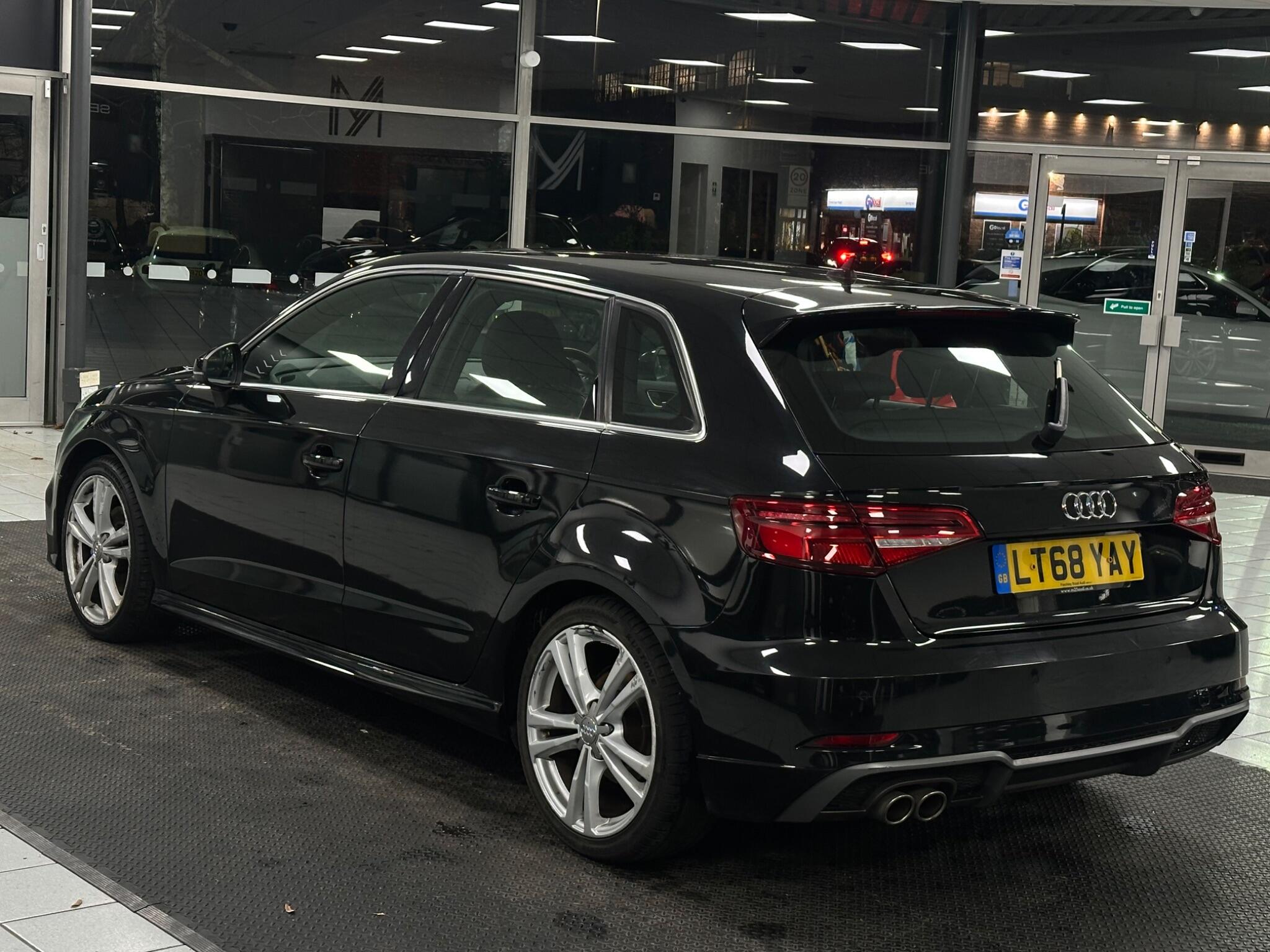 Audi A3 view 10