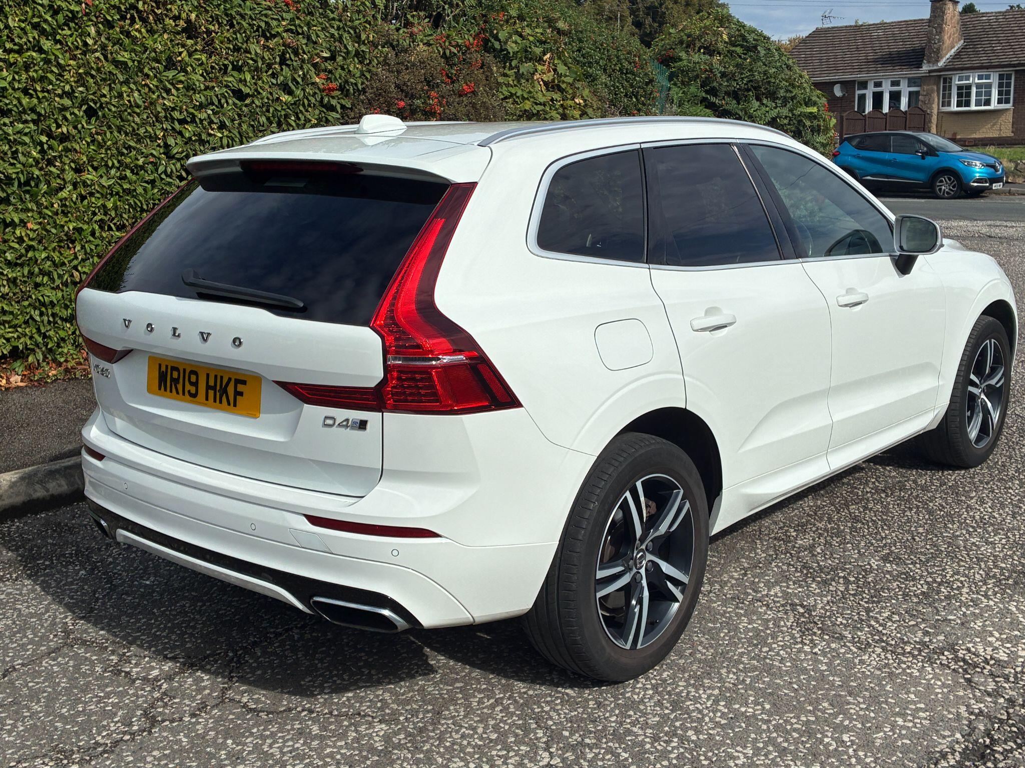 Volvo XC60 view 6