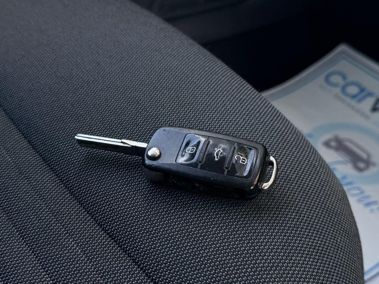 Volkswagen Polo view 42
